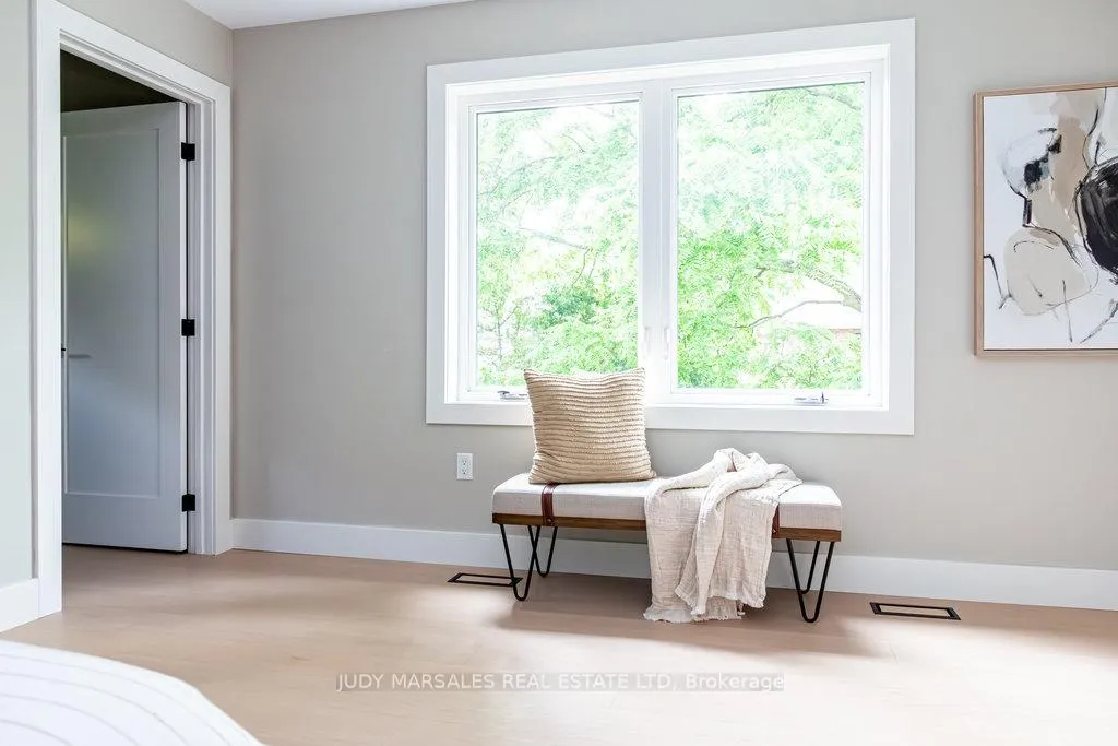 Photo 26 of 28 Parkside Avenue, Hamilton, Dundas — HOMEH