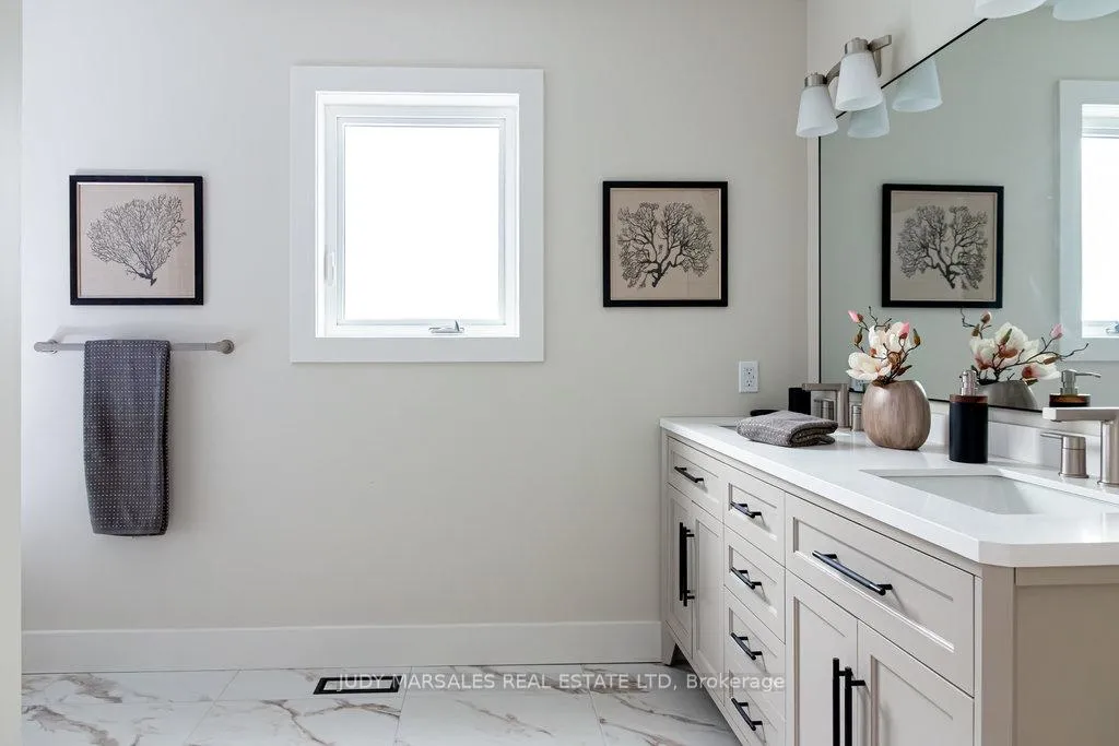 Photo 30 of 28 Parkside Avenue, Hamilton, Dundas — HOMEH