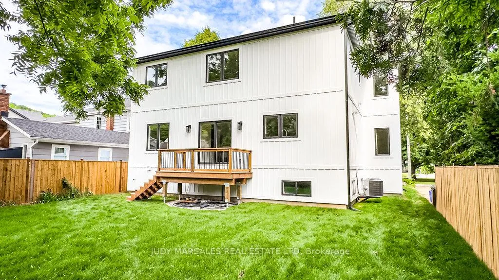 Photo 35 of 28 Parkside Avenue, Hamilton, Dundas — HOMEH