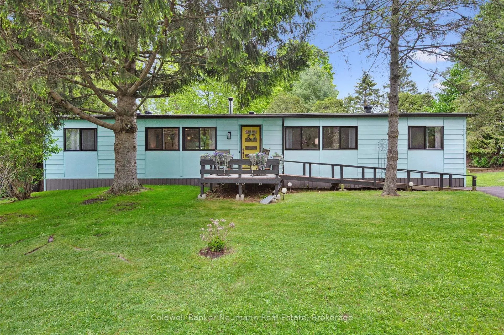Front of Unit 158 Maple, 1294 Concession 8W Road