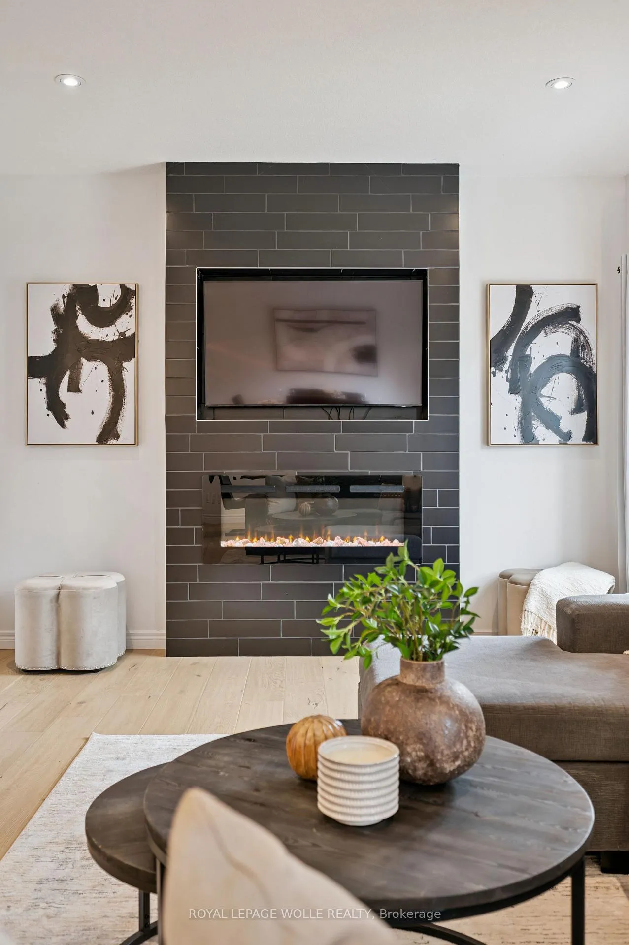 Photo 4 of 15 Galena Street, Wellesley — HOMEH