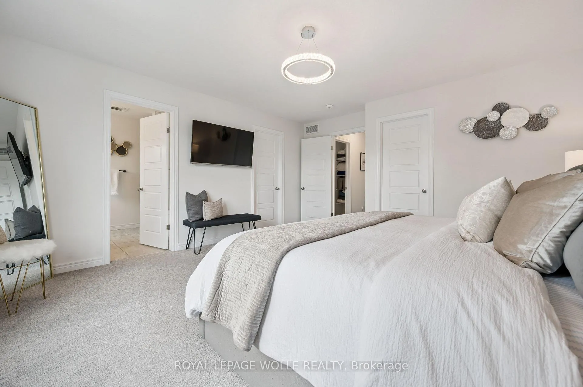 Photo 19 of 15 Galena Street, Wellesley — HOMEH