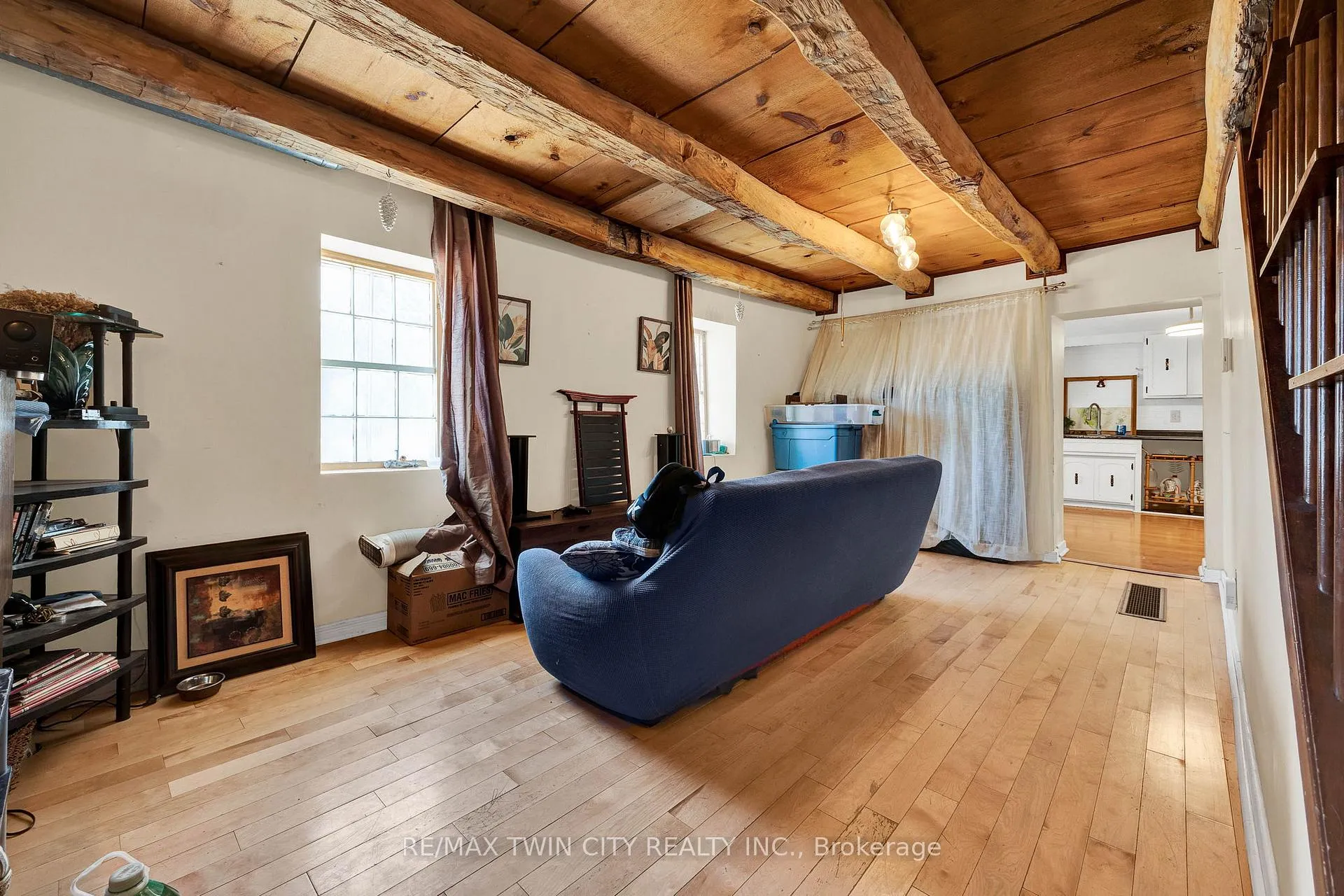 Photo 5 of 2861 Lobsinger Line, Woolwich — HOMEH