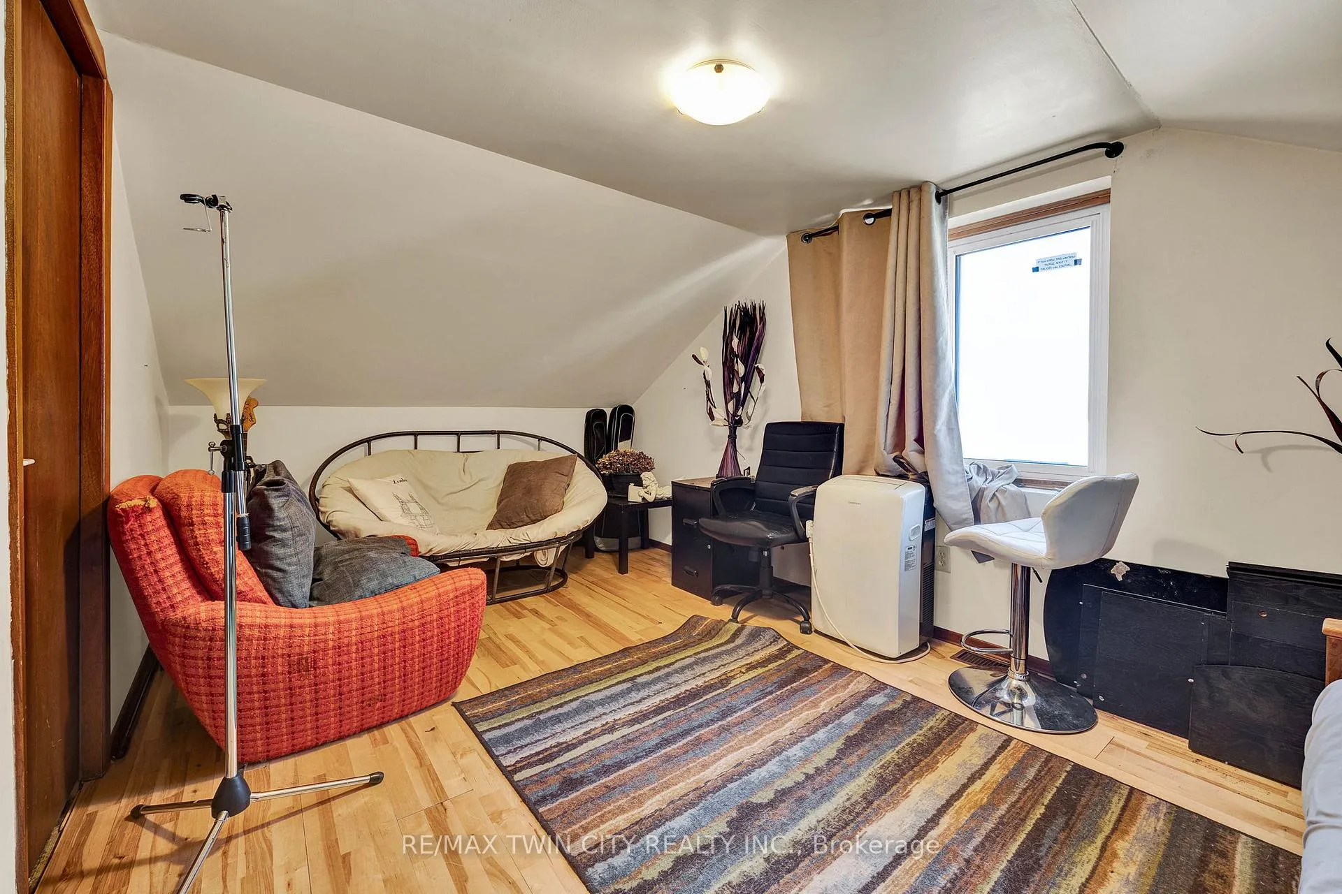 Photo 13 of 2861 Lobsinger Line, Woolwich — HOMEH
