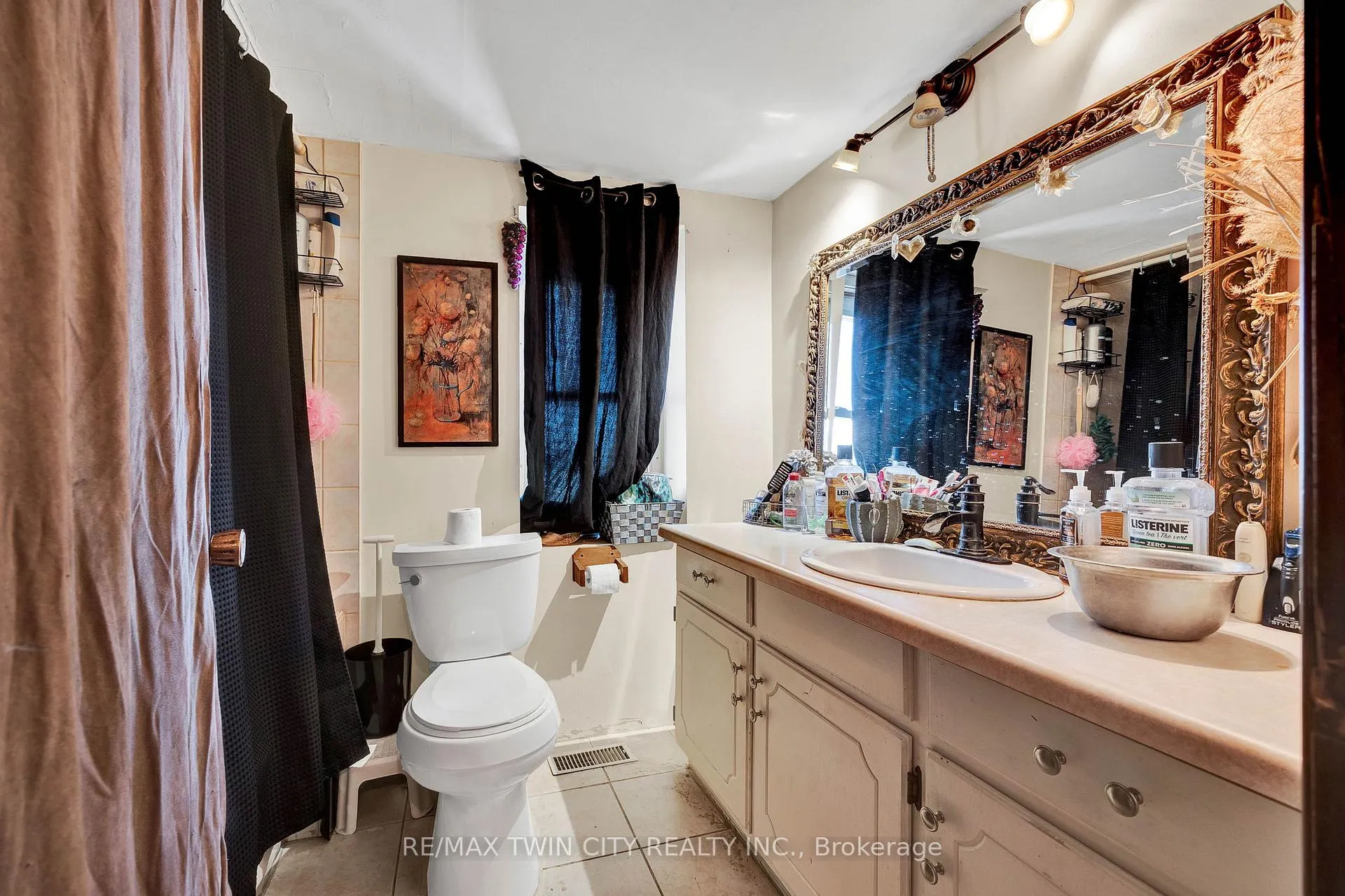 Photo 14 of 2861 Lobsinger Line, Woolwich — HOMEH