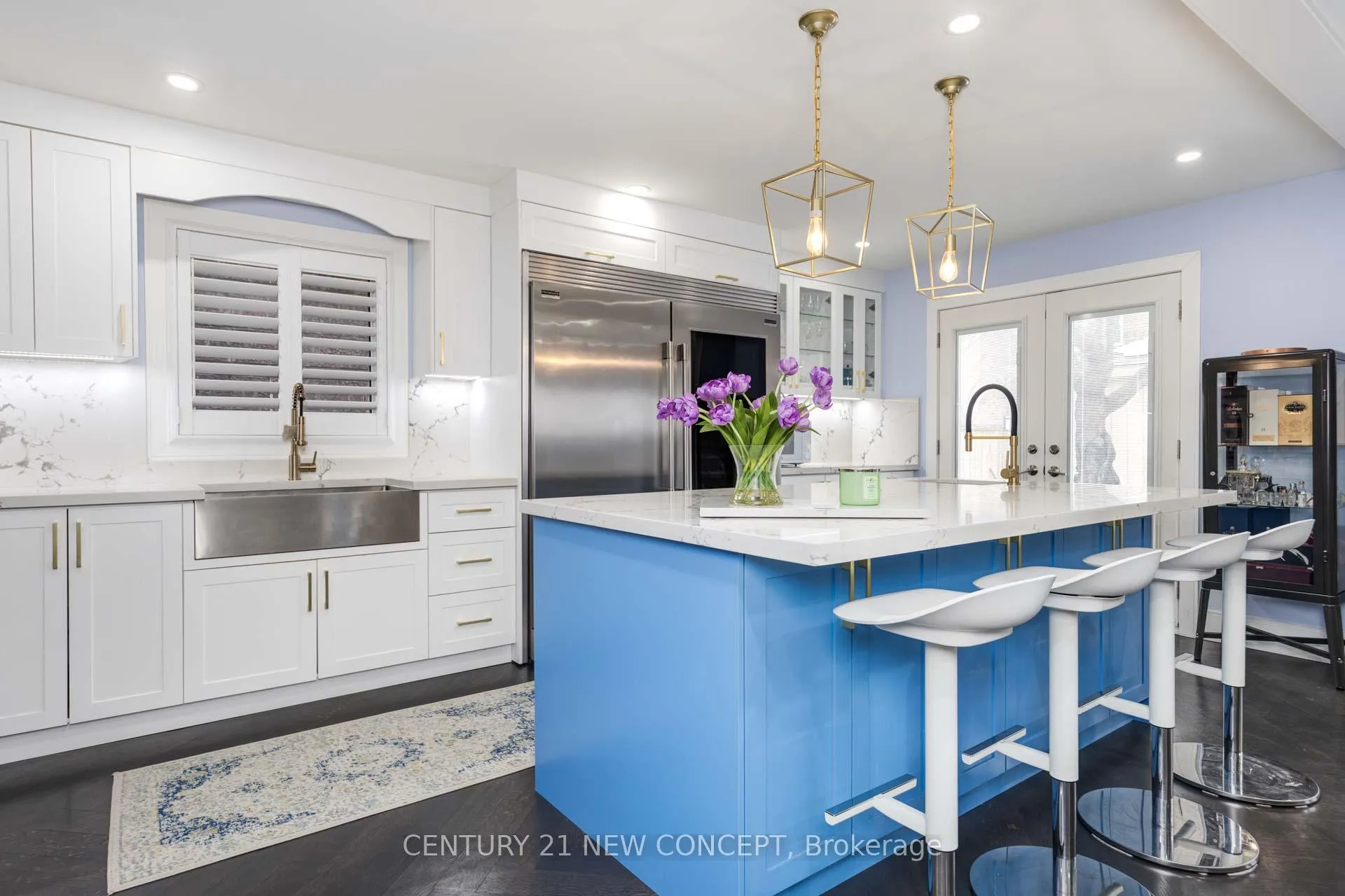 Photo 12 of 386 Conley Street, Vaughan, Lakeview Estates — HOMEH