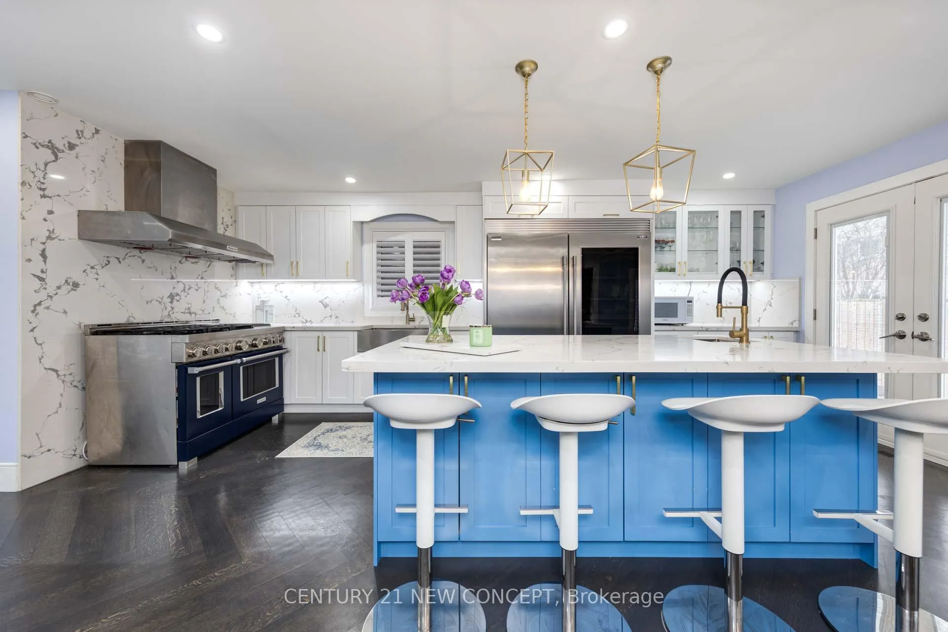 Photo 16 of 386 Conley Street, Vaughan, Lakeview Estates — HOMEH