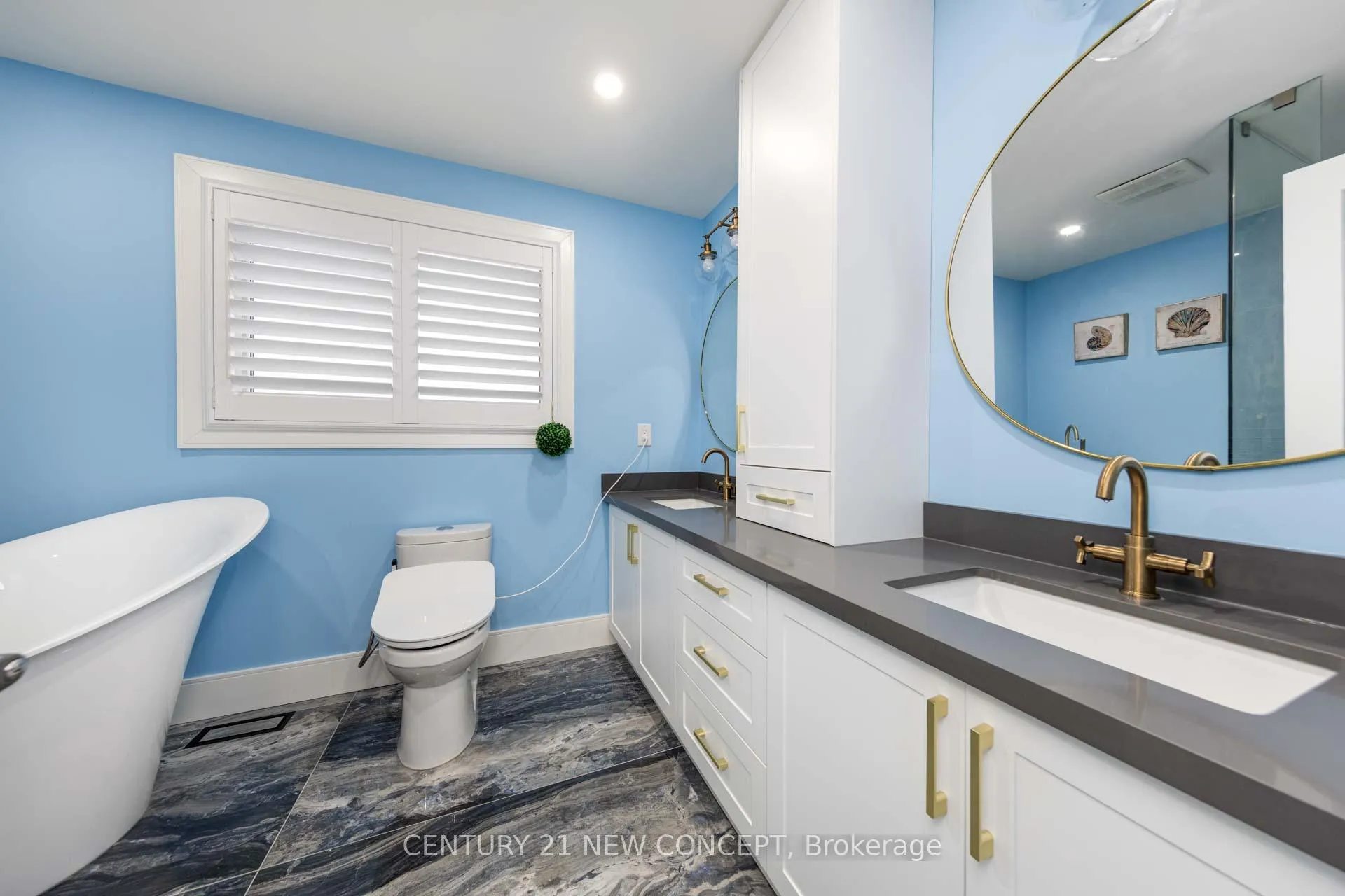 Photo 25 of 386 Conley Street, Vaughan, Lakeview Estates — HOMEH