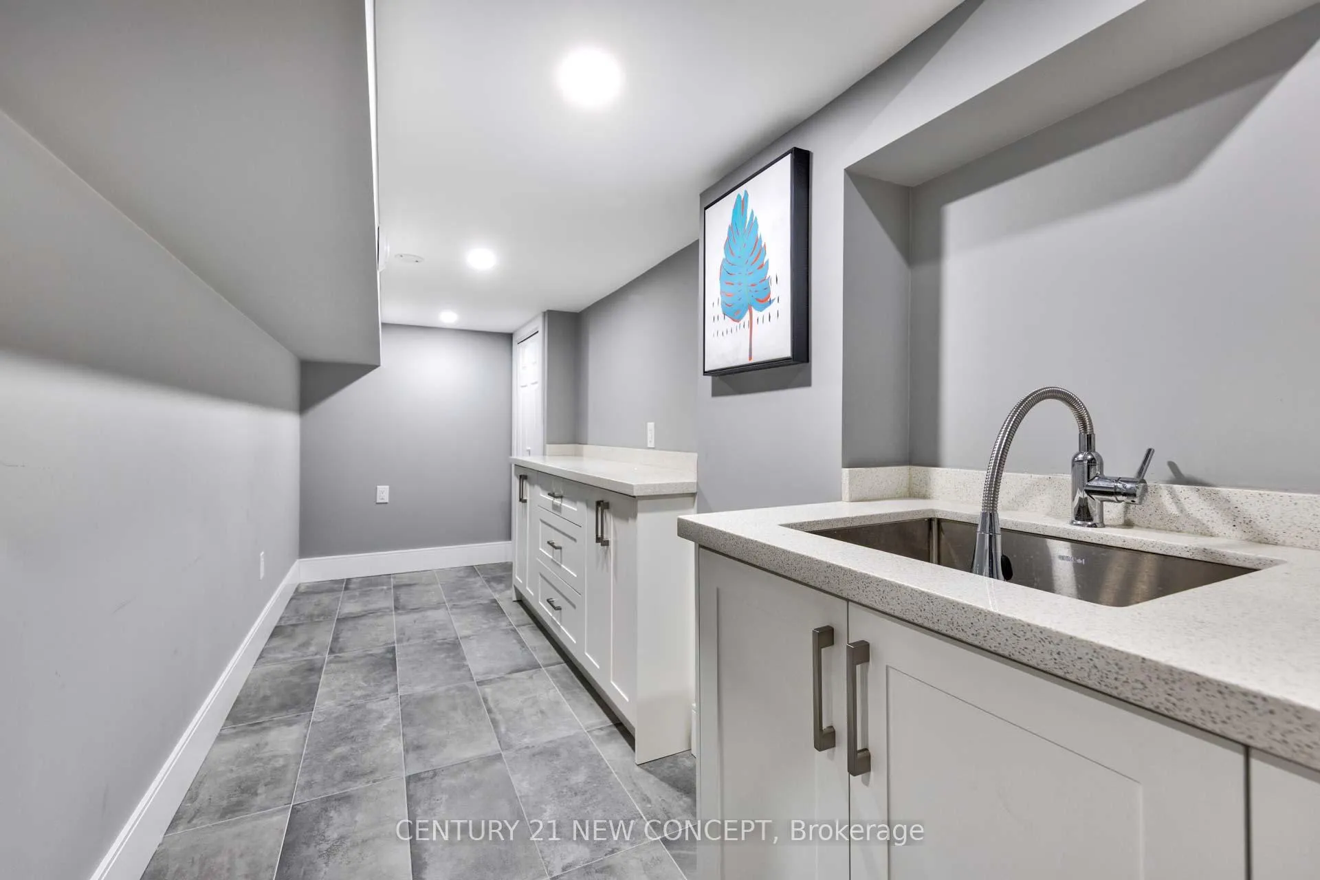 Photo 37 of 386 Conley Street, Vaughan, Lakeview Estates — HOMEH