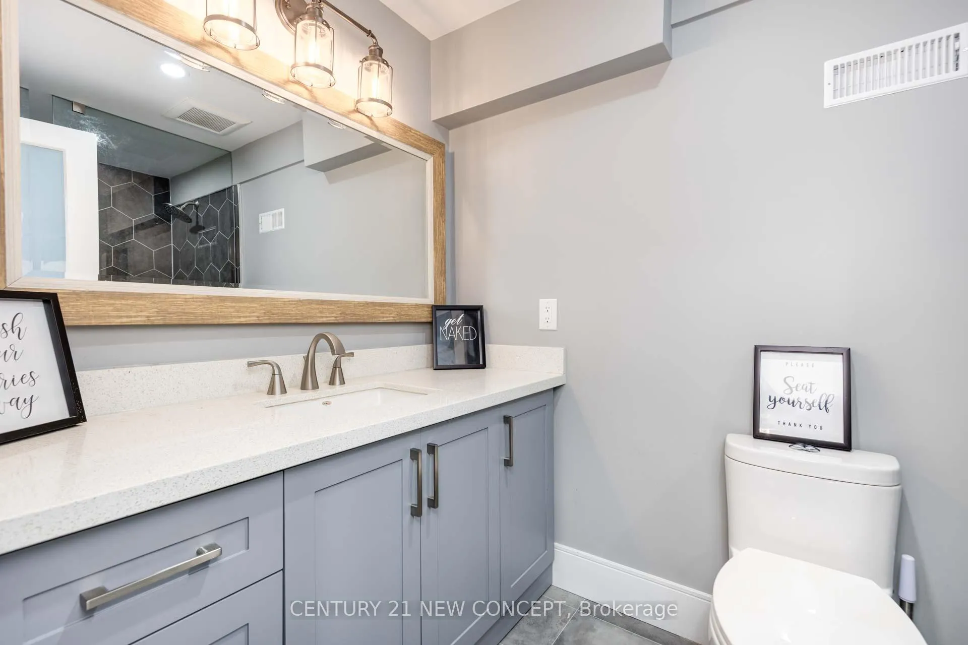 Photo 38 of 386 Conley Street, Vaughan, Lakeview Estates — HOMEH