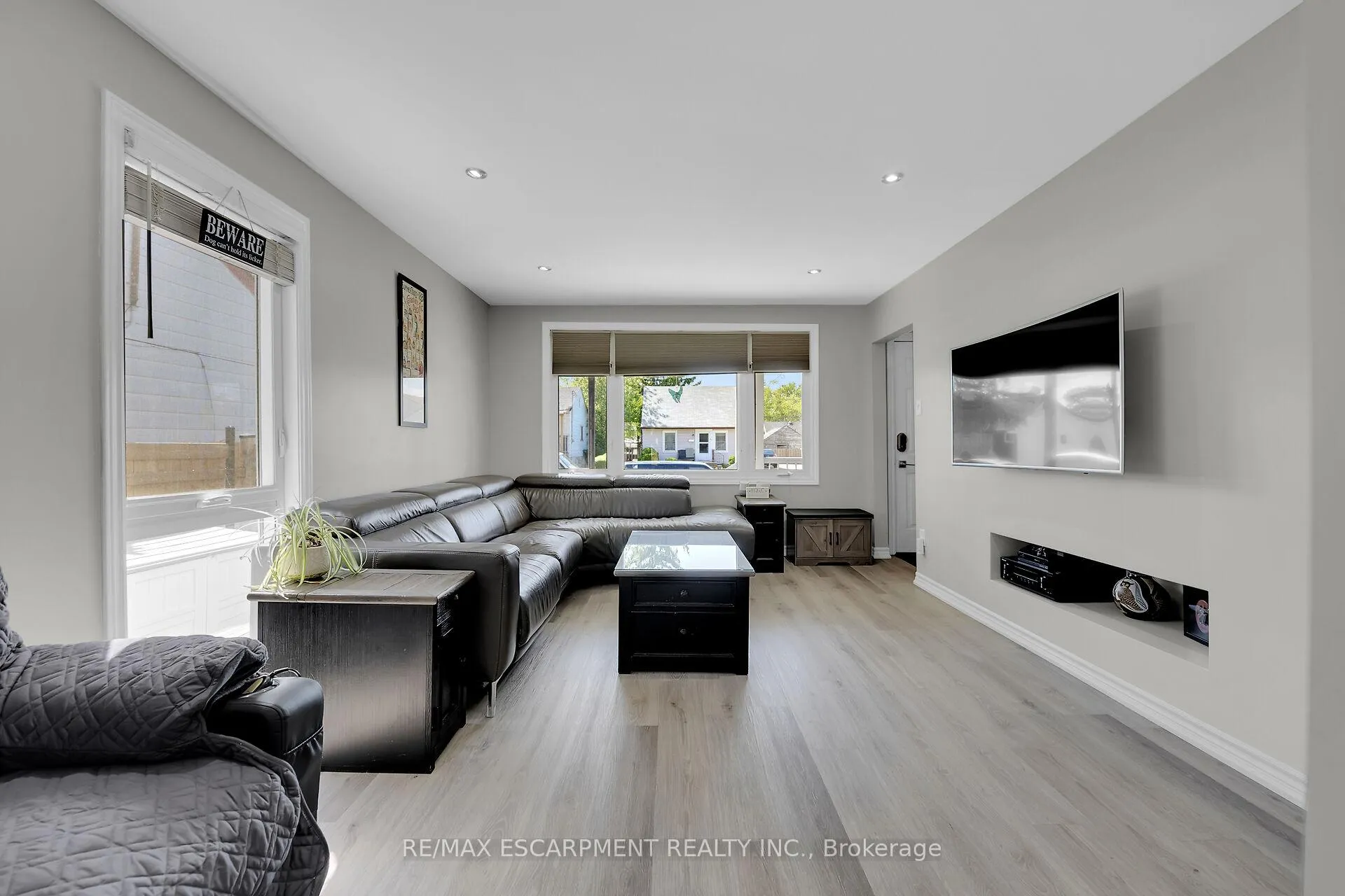 Photo 6 of 88 Julian Avenue, Hamilton, Normanhurst — HOMEH