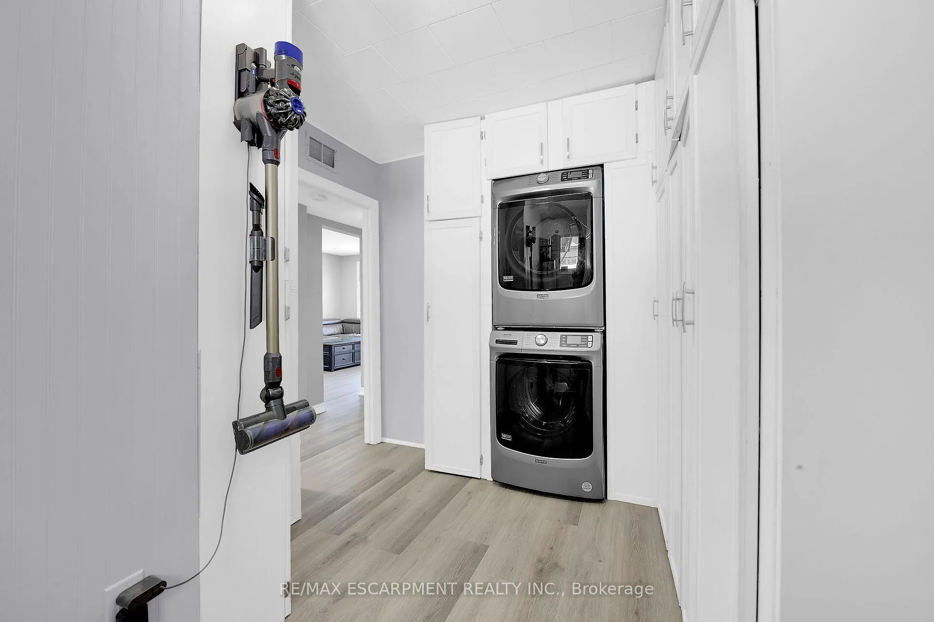Photo 14 of 88 Julian Avenue, Hamilton, Normanhurst — HOMEH