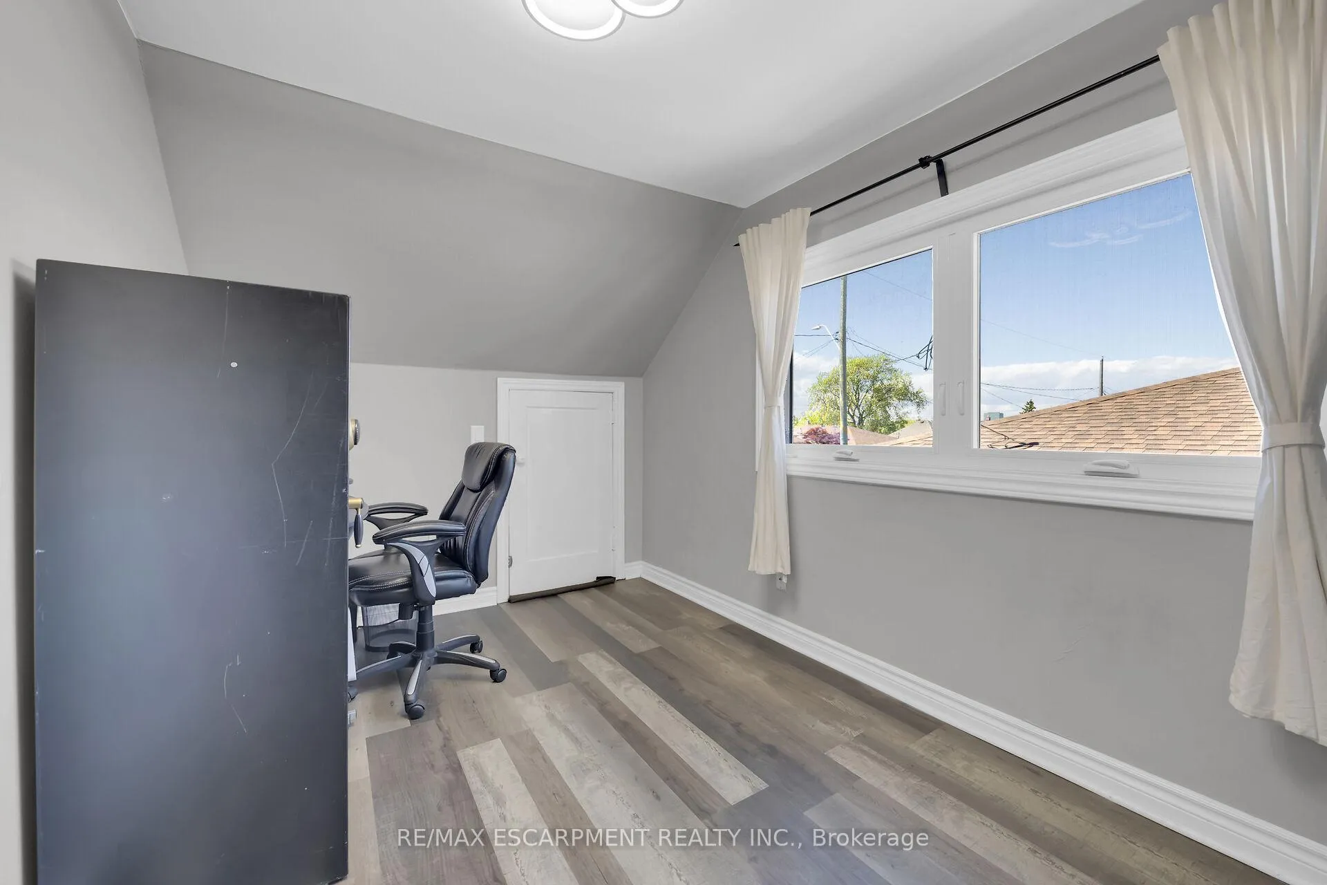 Photo 23 of 88 Julian Avenue, Hamilton, Normanhurst — HOMEH