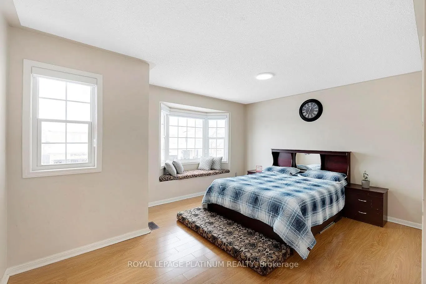 Photo 16 of 23 Mendoza Drive, Brampton, Fletcher's Meadow — HOMEH