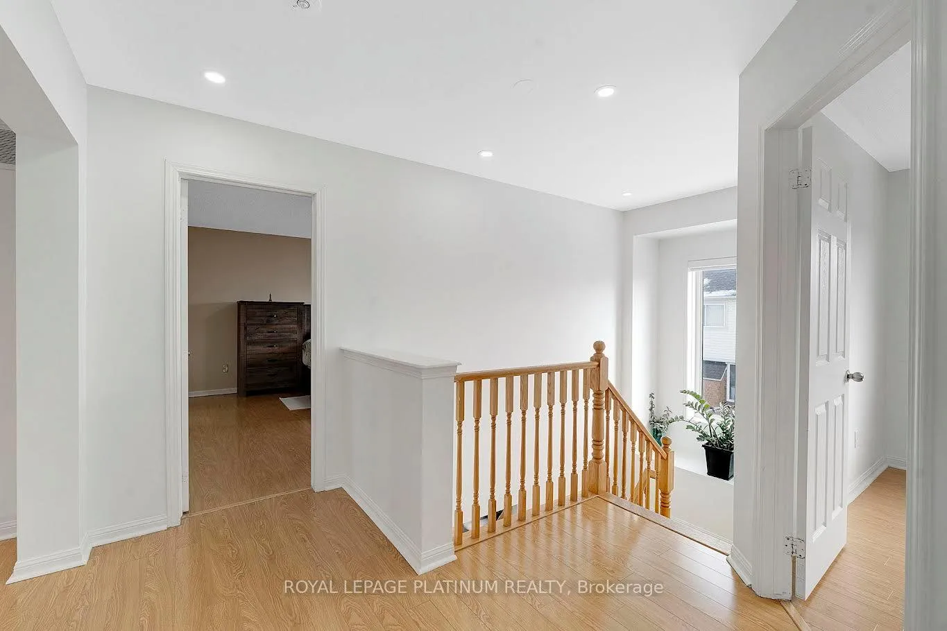 Photo 27 of 23 Mendoza Drive, Brampton, Fletcher's Meadow — HOMEH