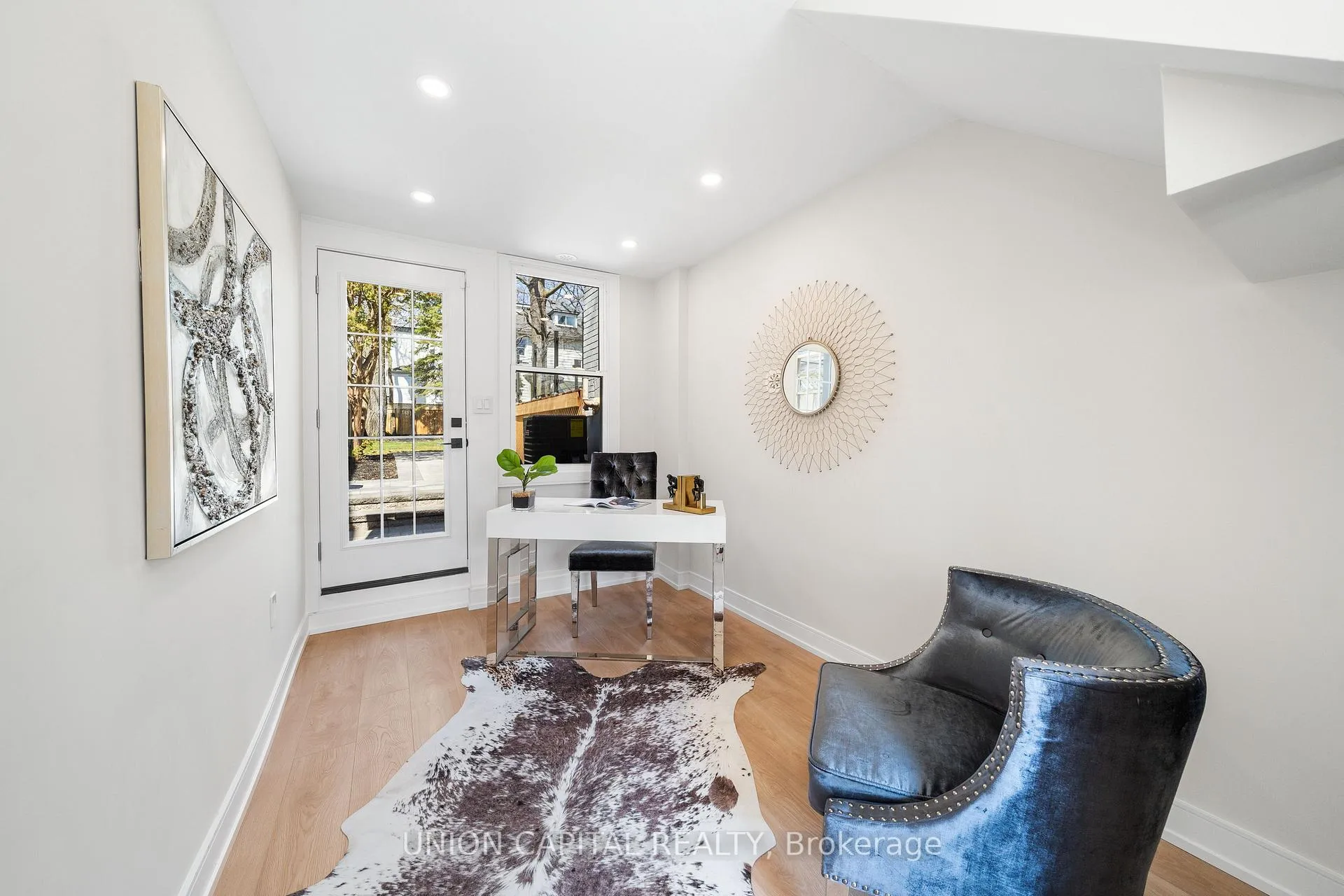 Photo 24 of 28 Pine Avenue, Toronto, The Beaches — HOMEH