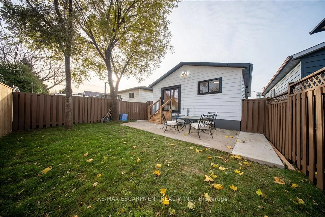 Photo 34 of 11 Garside Avenue S, Hamilton, Bartonville — HOMEH