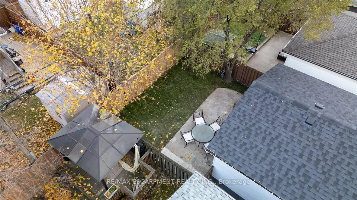 Photo 37 of 11 Garside Avenue S, Hamilton, Bartonville — HOMEH