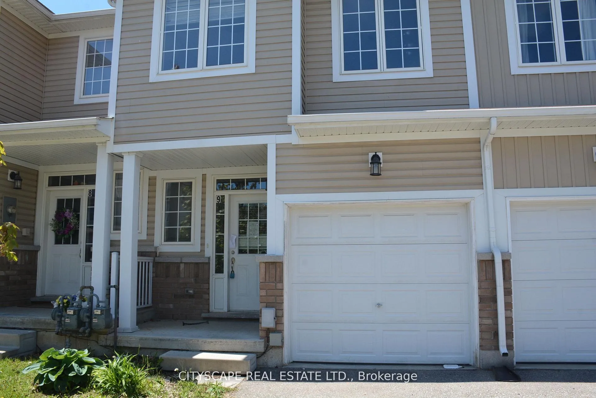 Photo 2 of Unit 9, 21 Diana Avenue, Brantford — HOMEH