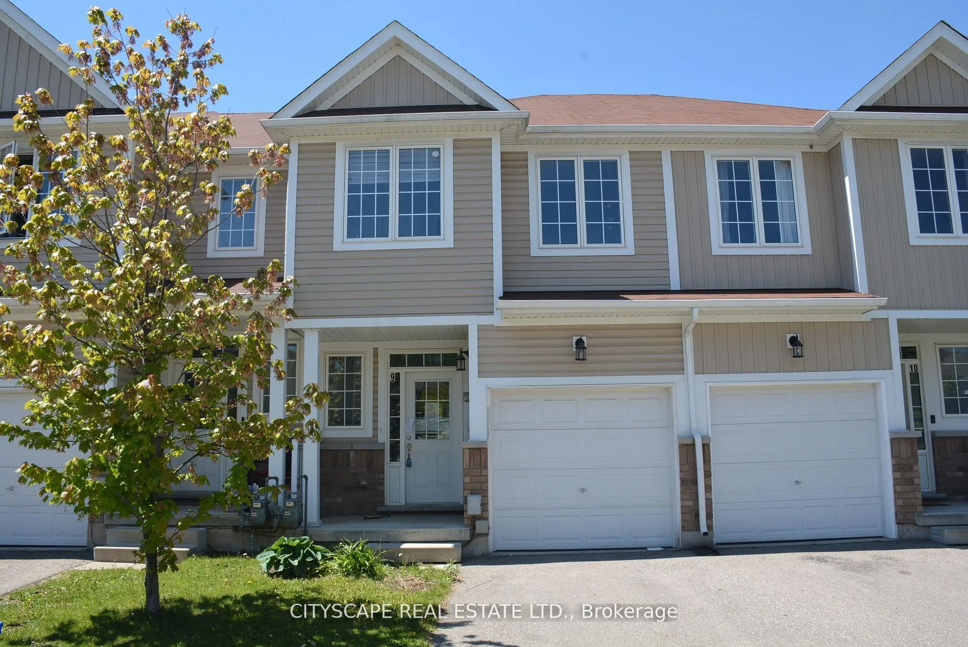 Photo 3 of Unit 9, 21 Diana Avenue, Brantford — HOMEH