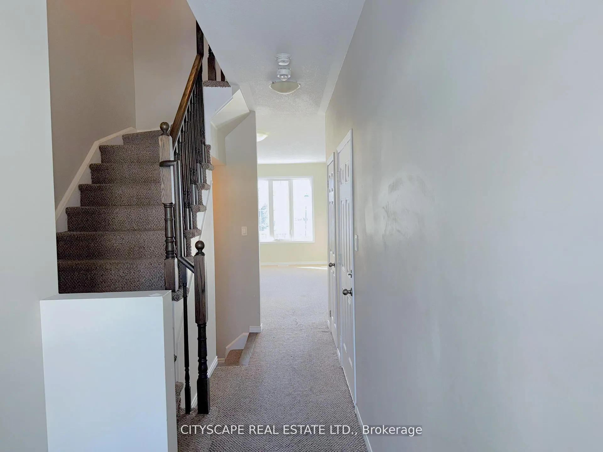 Photo 4 of Unit 9, 21 Diana Avenue, Brantford — HOMEH