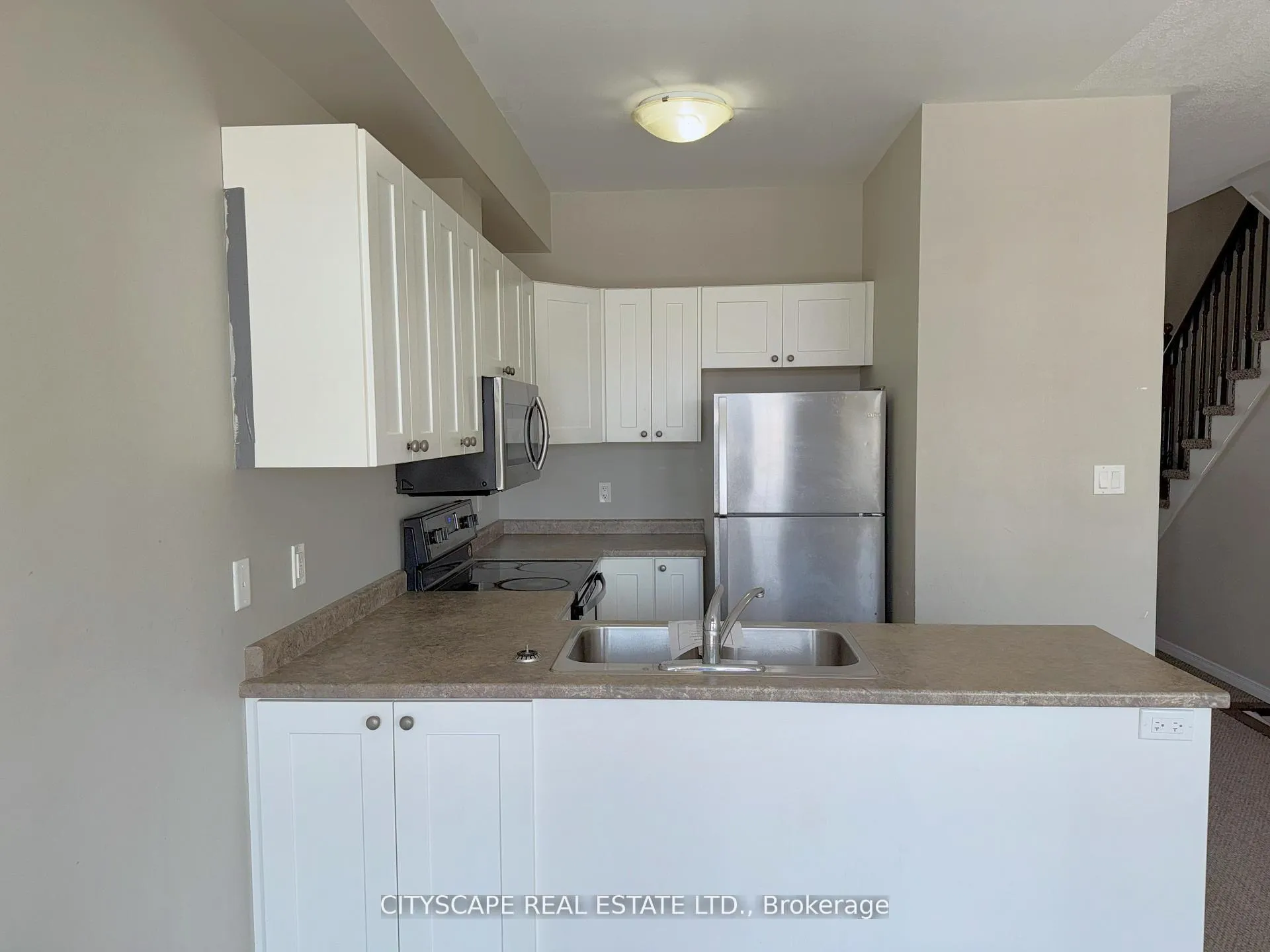Photo 8 of Unit 9, 21 Diana Avenue, Brantford — HOMEH