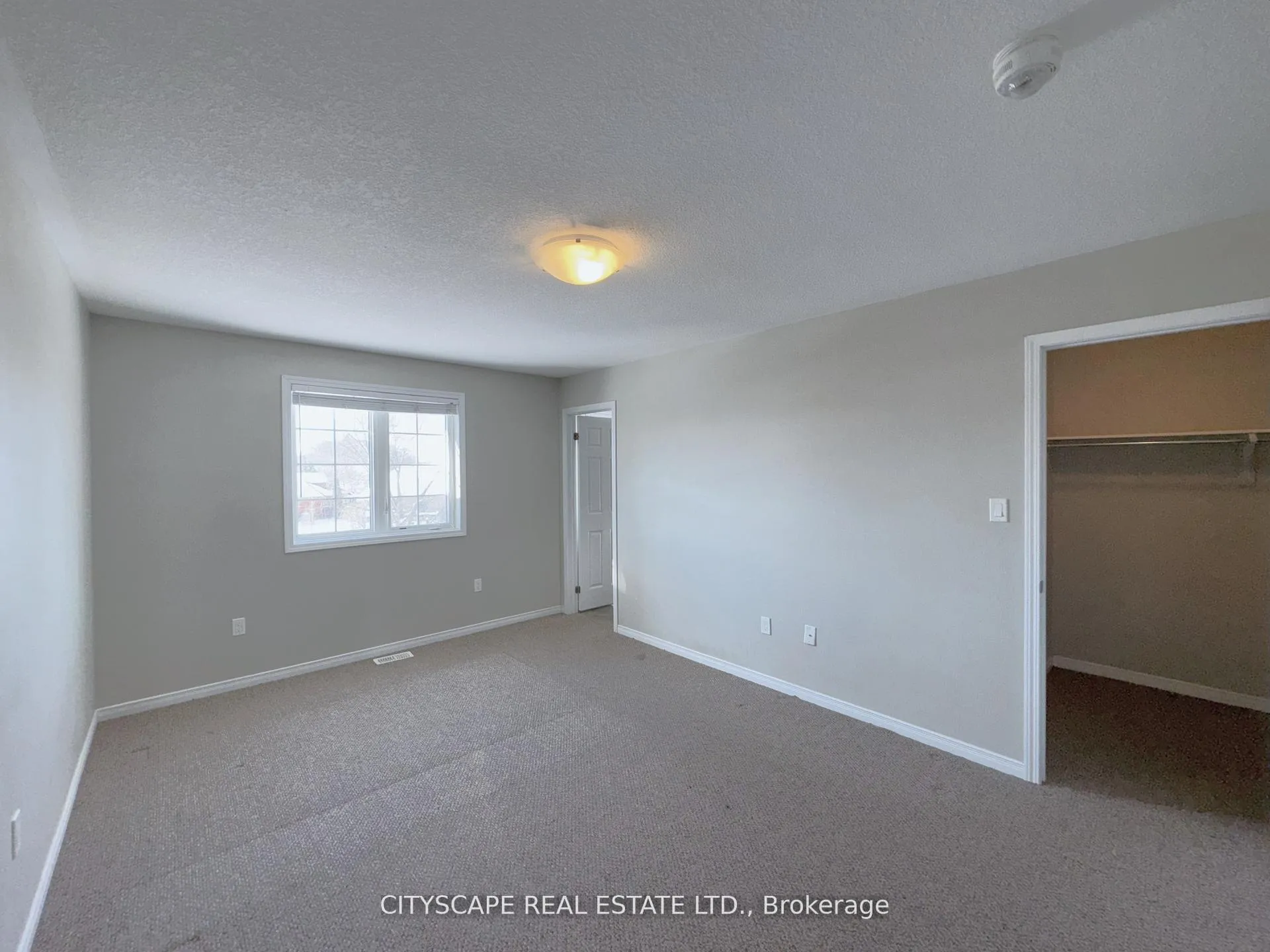 Photo 18 of Unit 9, 21 Diana Avenue, Brantford — HOMEH