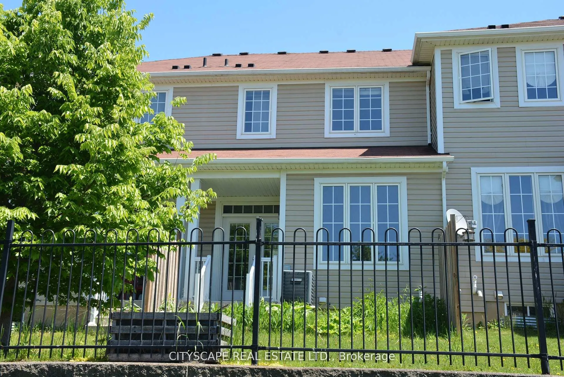 Photo 37 of Unit 9, 21 Diana Avenue, Brantford — HOMEH