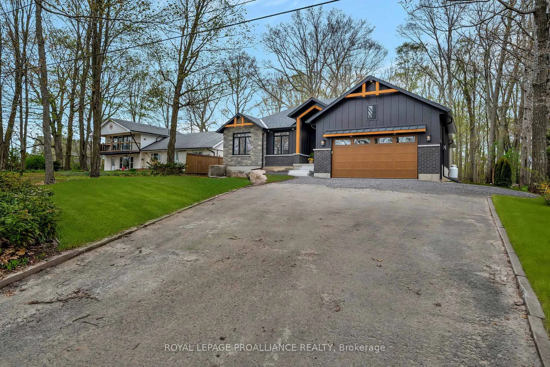 Photo 6 of 158 Pine Hill Crescent, Belleville, Thurlow Ward — HOMEH