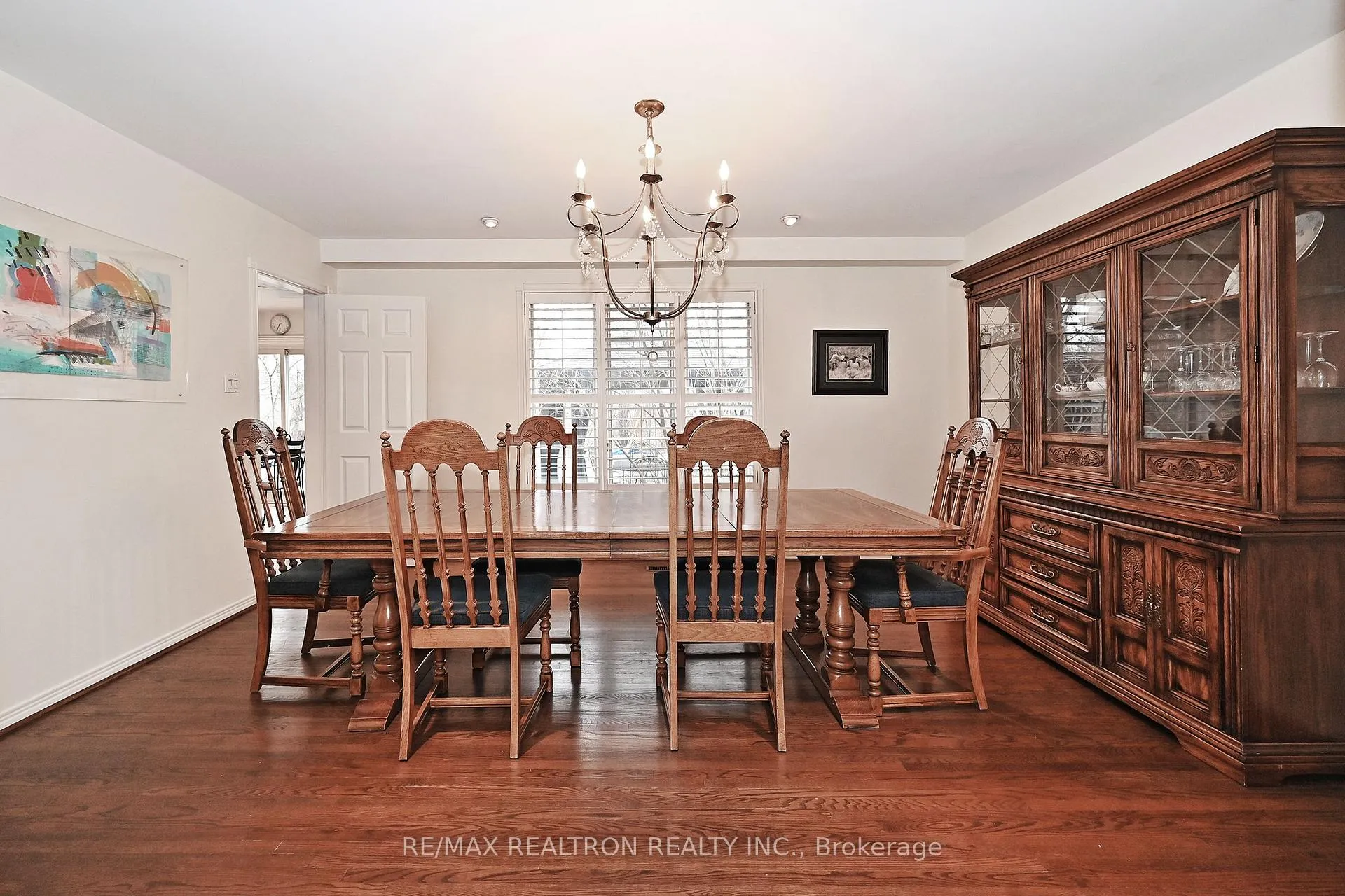 Photo 5 of 12 Brooklet Court, Markham, Royal Orchard — HOMEH