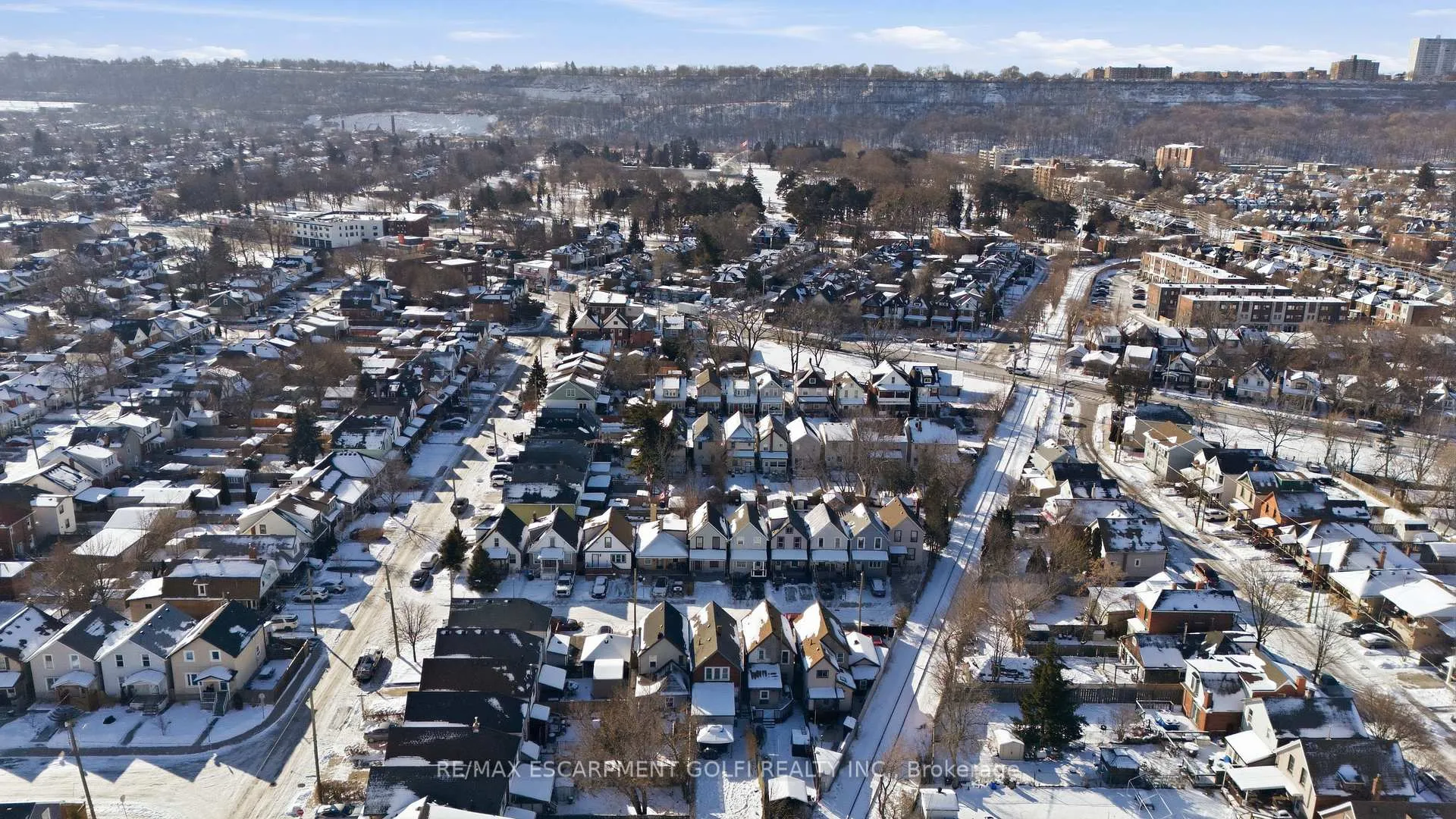 Photo 32 of 12 Roxborough Avenue, Hamilton, Crown Point — HOMEH