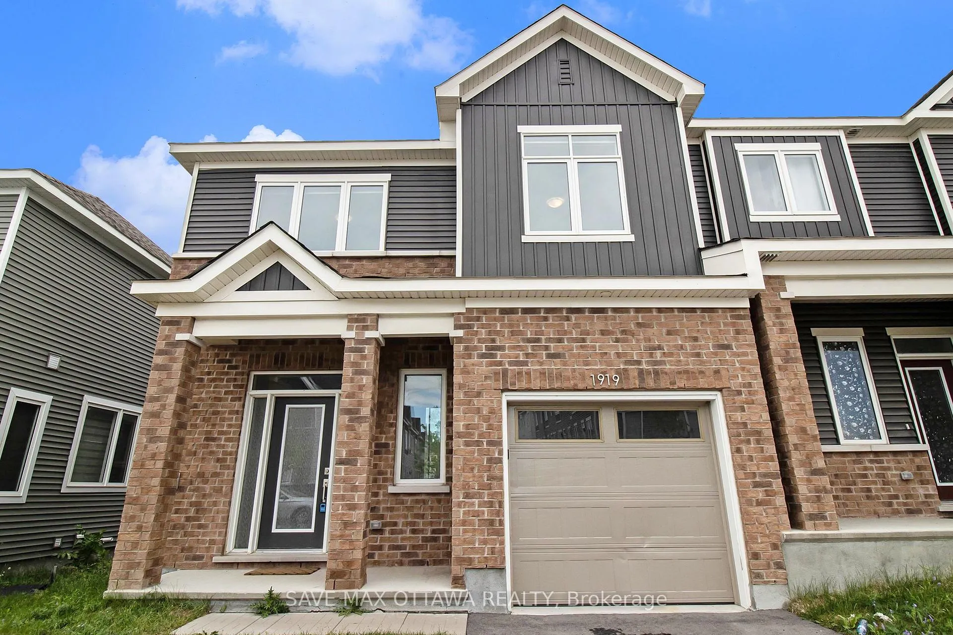 Photo 2 of 1919 Haiku Street, Ottawa, Barrhaven - Half Moon Bay — HOMEH