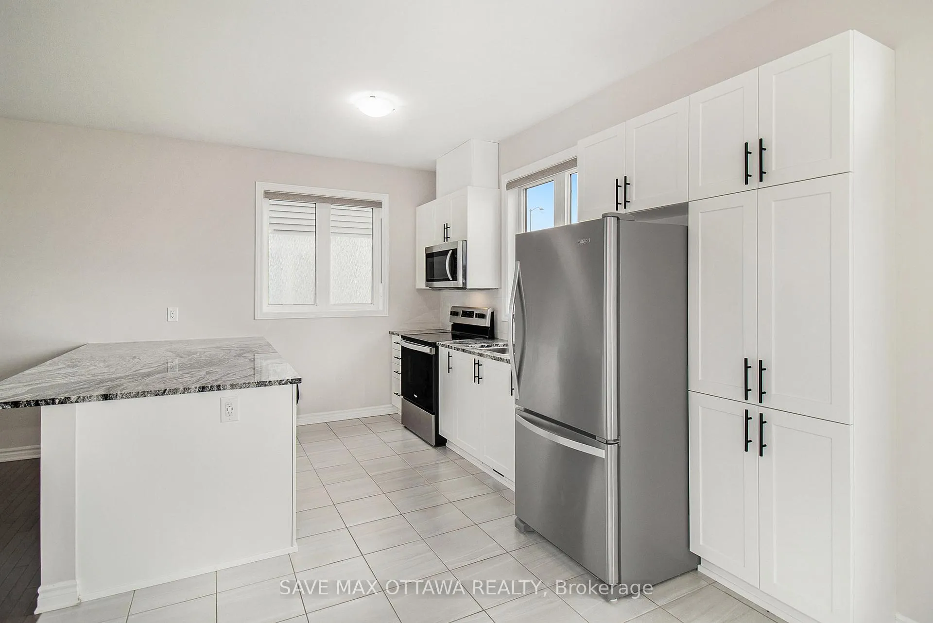 Photo 10 of 1919 Haiku Street, Ottawa, Barrhaven - Half Moon Bay — HOMEH