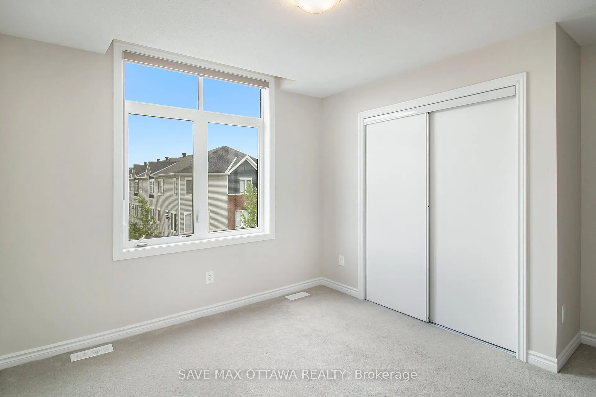 Photo 15 of 1919 Haiku Street, Ottawa, Barrhaven - Half Moon Bay — HOMEH
