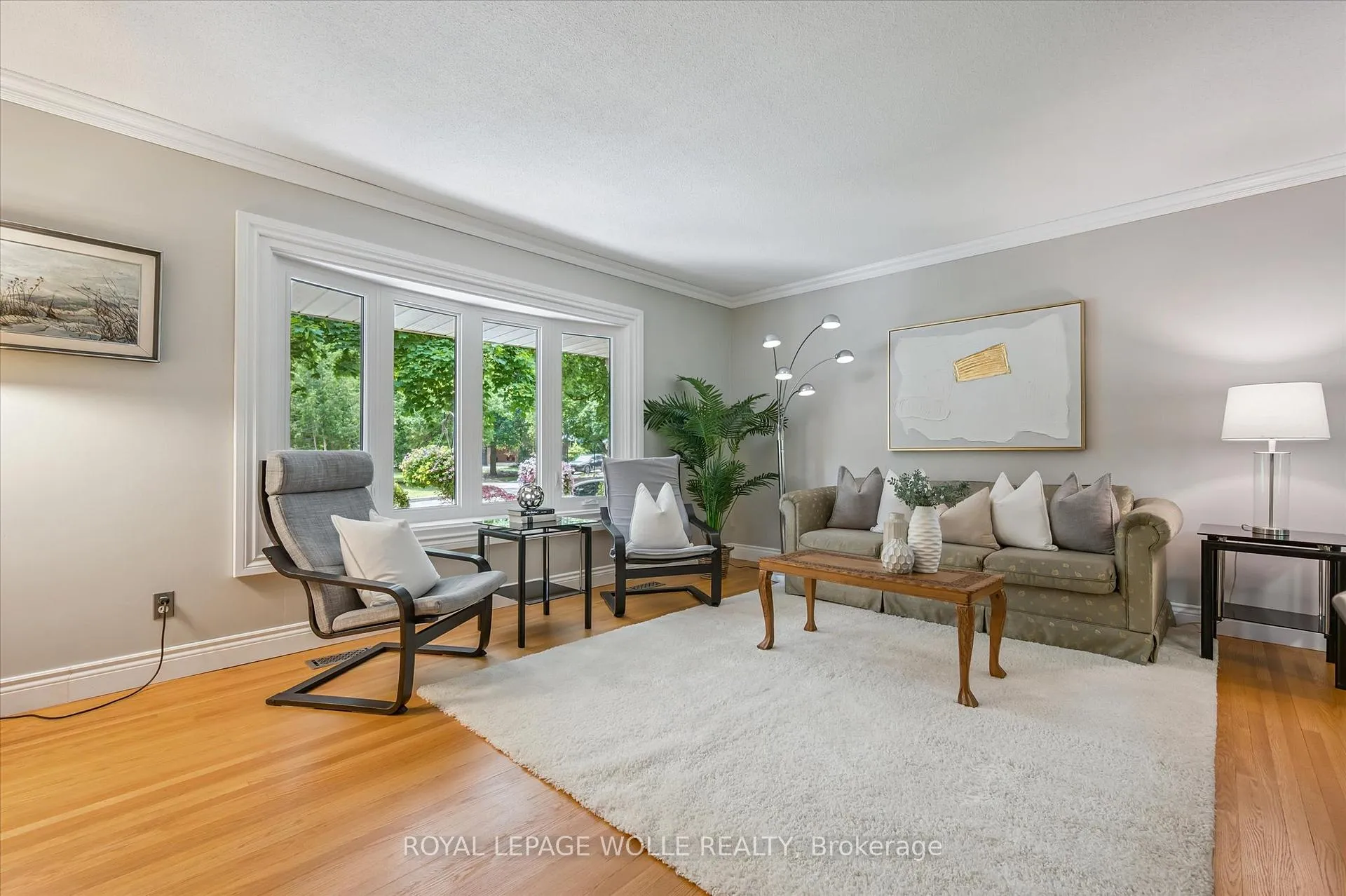 Photo 7 of 400 Shallmar Court, Waterloo — HOMEH