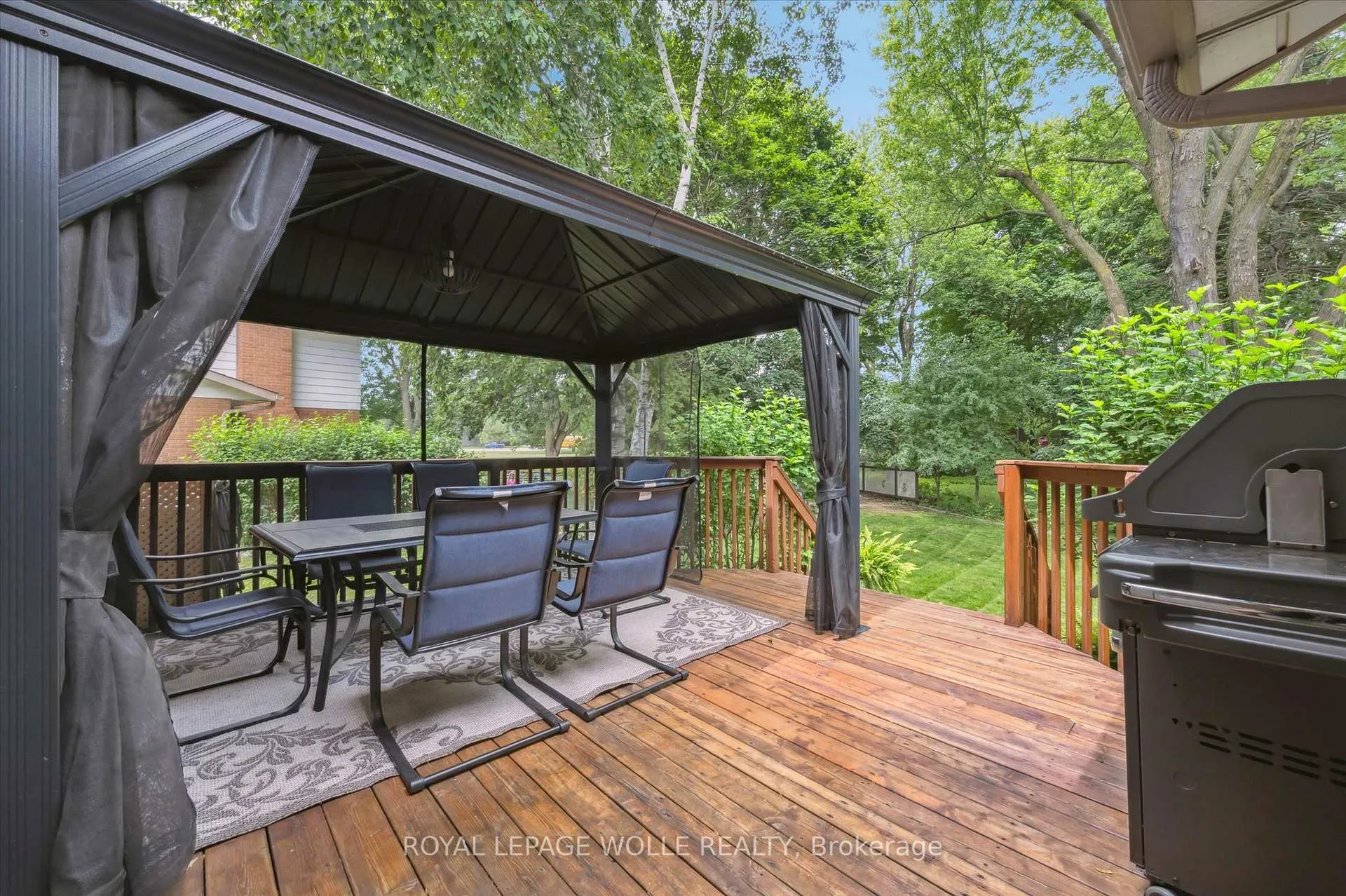 Photo 33 of 400 Shallmar Court, Waterloo — HOMEH