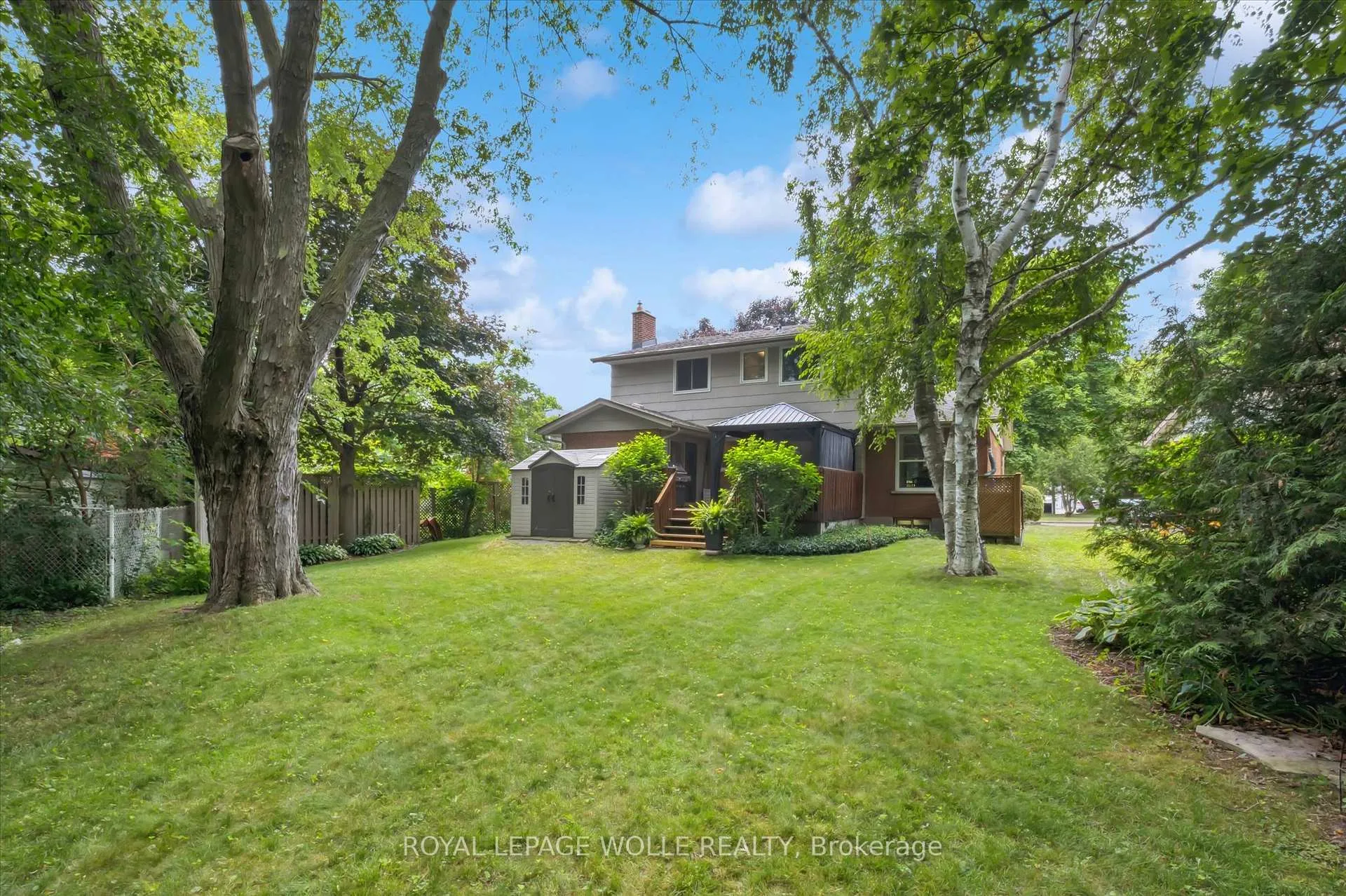 Photo 38 of 400 Shallmar Court, Waterloo — HOMEH
