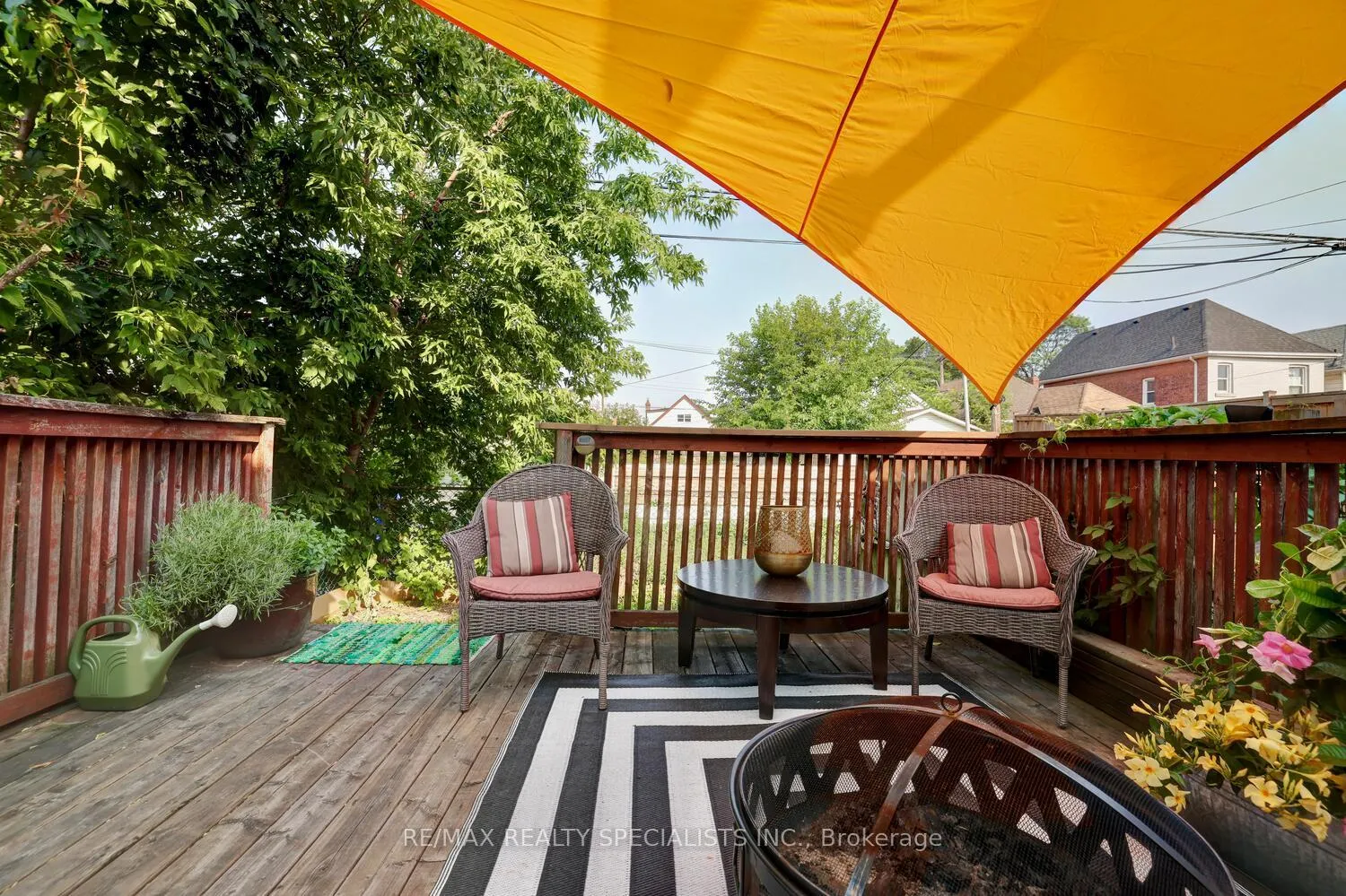 Photo 34 of 94 Glendale Avenue N, Hamilton, Crown Point — HOMEH