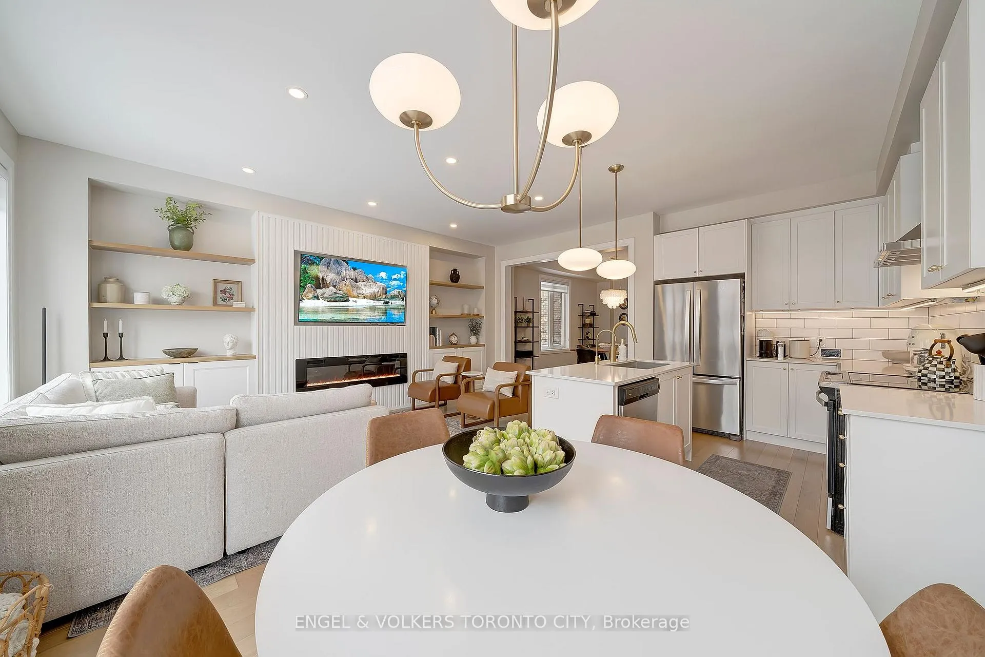 Photo 19 of 30 Clifford Crescent, New Tecumseth, Tottenham — HOMEH