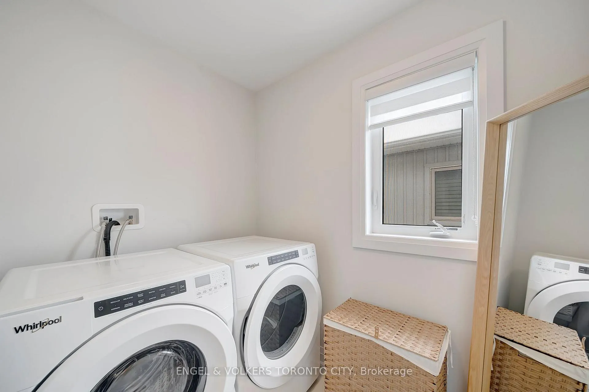 Photo 31 of 30 Clifford Crescent, New Tecumseth, Tottenham — HOMEH