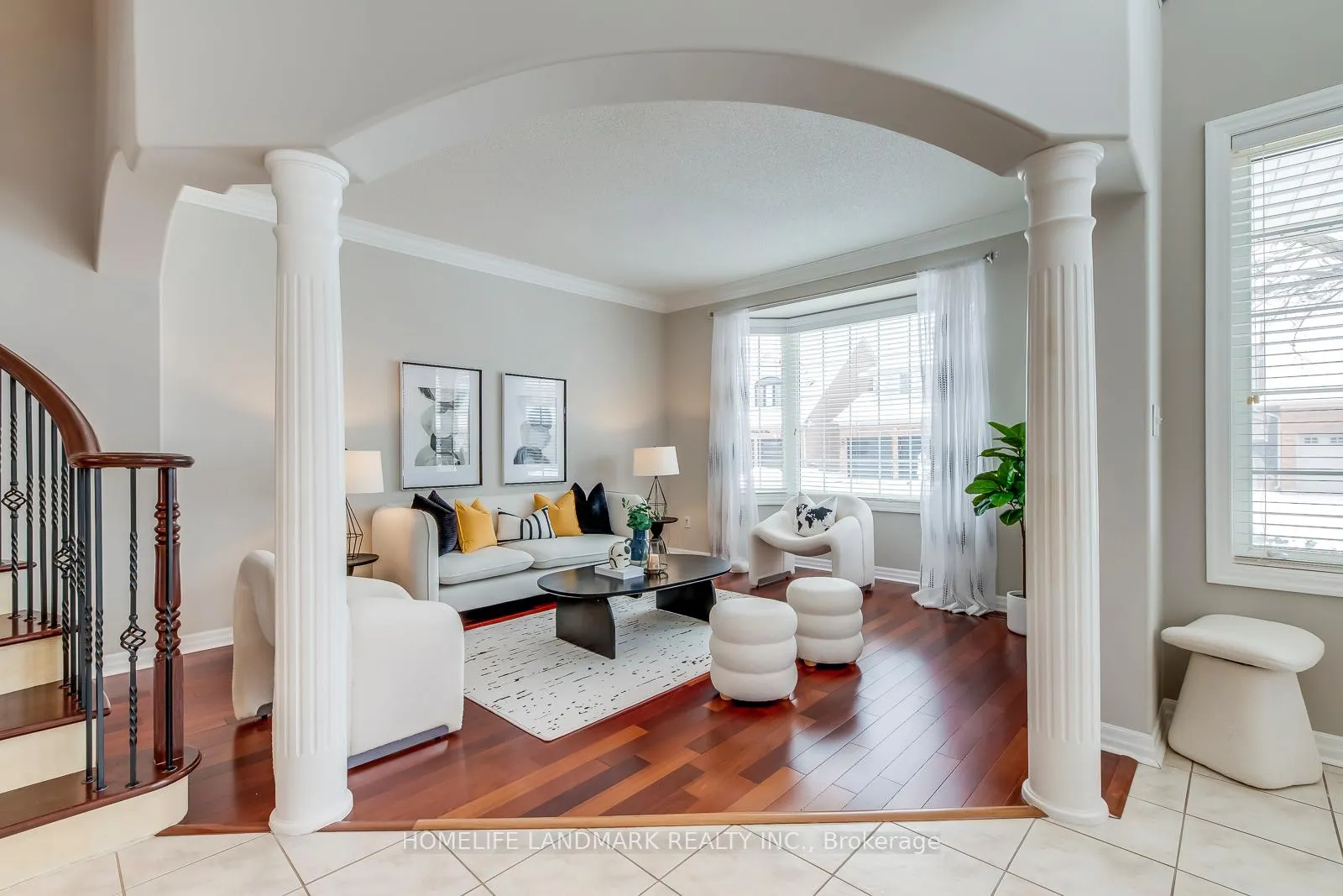Photo 3 of 2196 Highcliffe Way, Oakville, Westmount — HOMEH