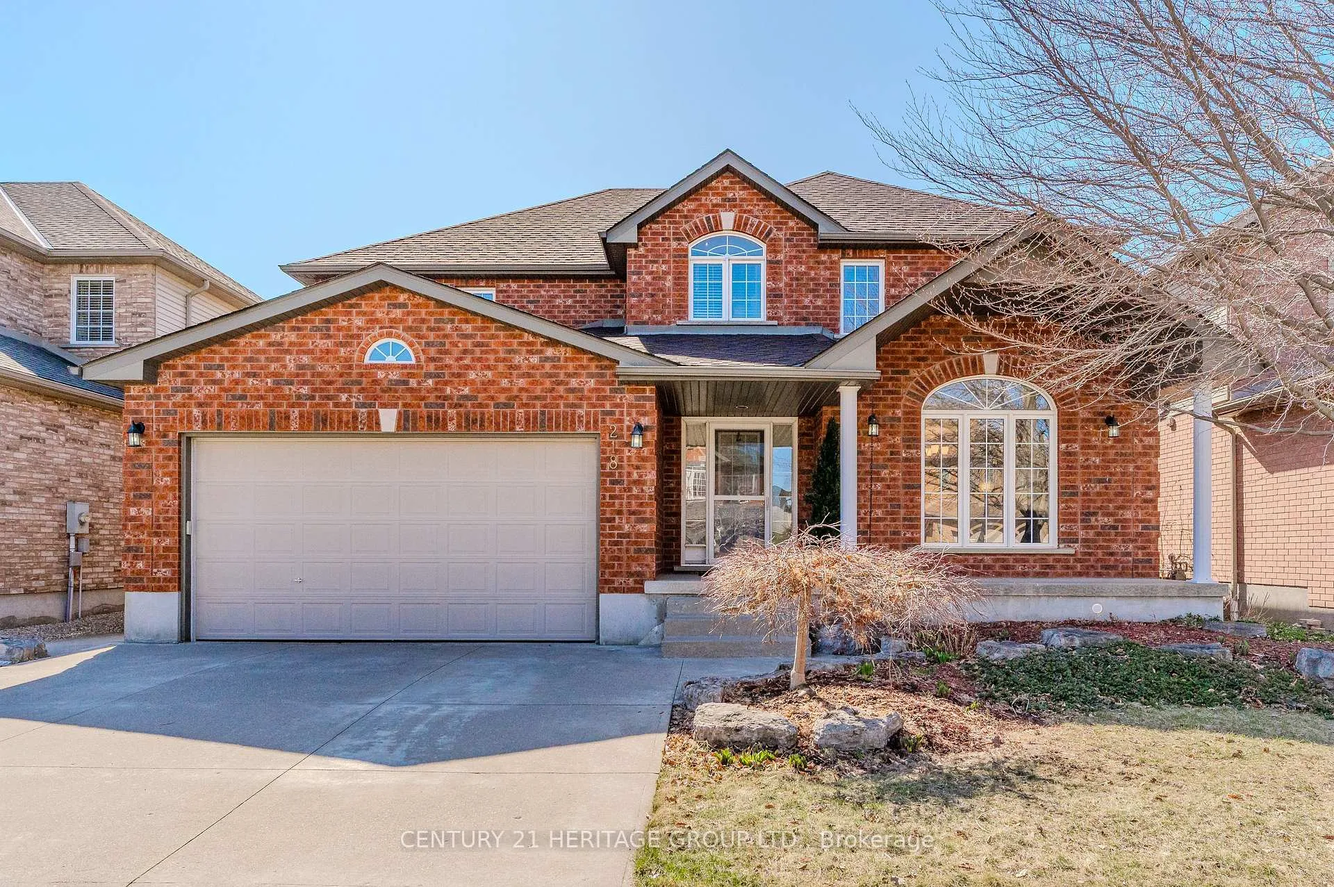 Photo 1 of 218 Hawkswood Drive, Kitchener, Bridgeport — HOMEH