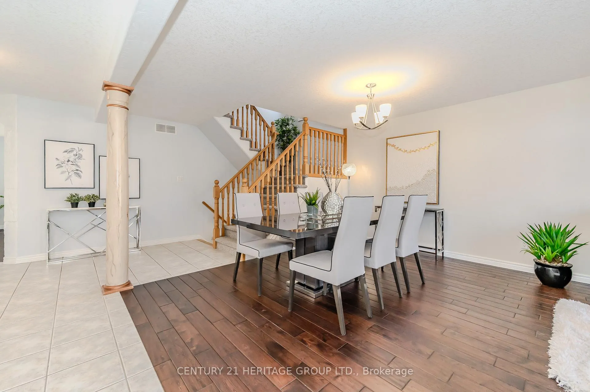 Photo 7 of 218 Hawkswood Drive, Kitchener, Bridgeport — HOMEH