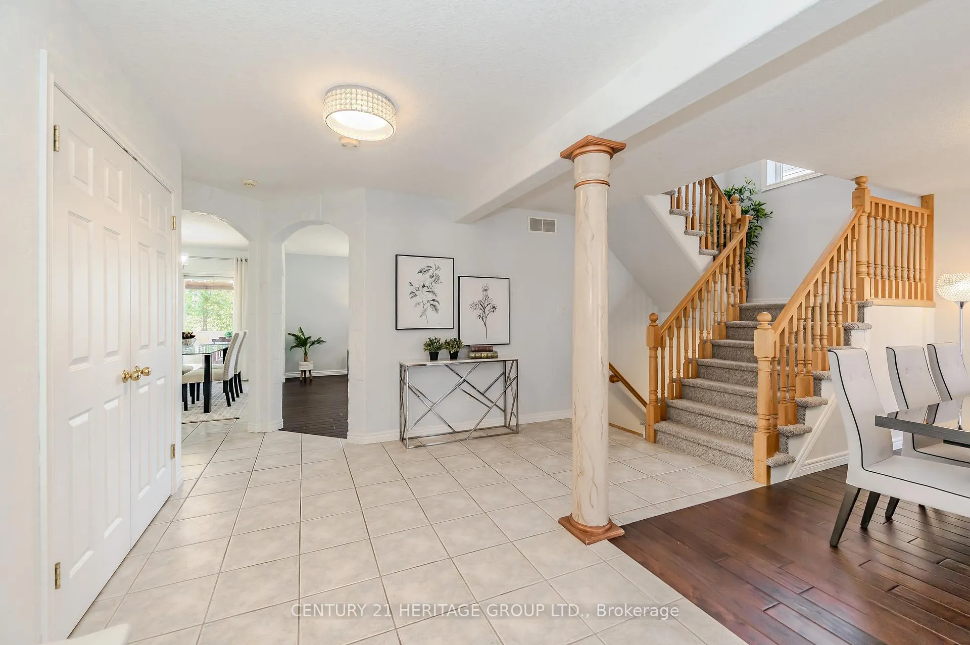 Photo 10 of 218 Hawkswood Drive, Kitchener, Bridgeport — HOMEH