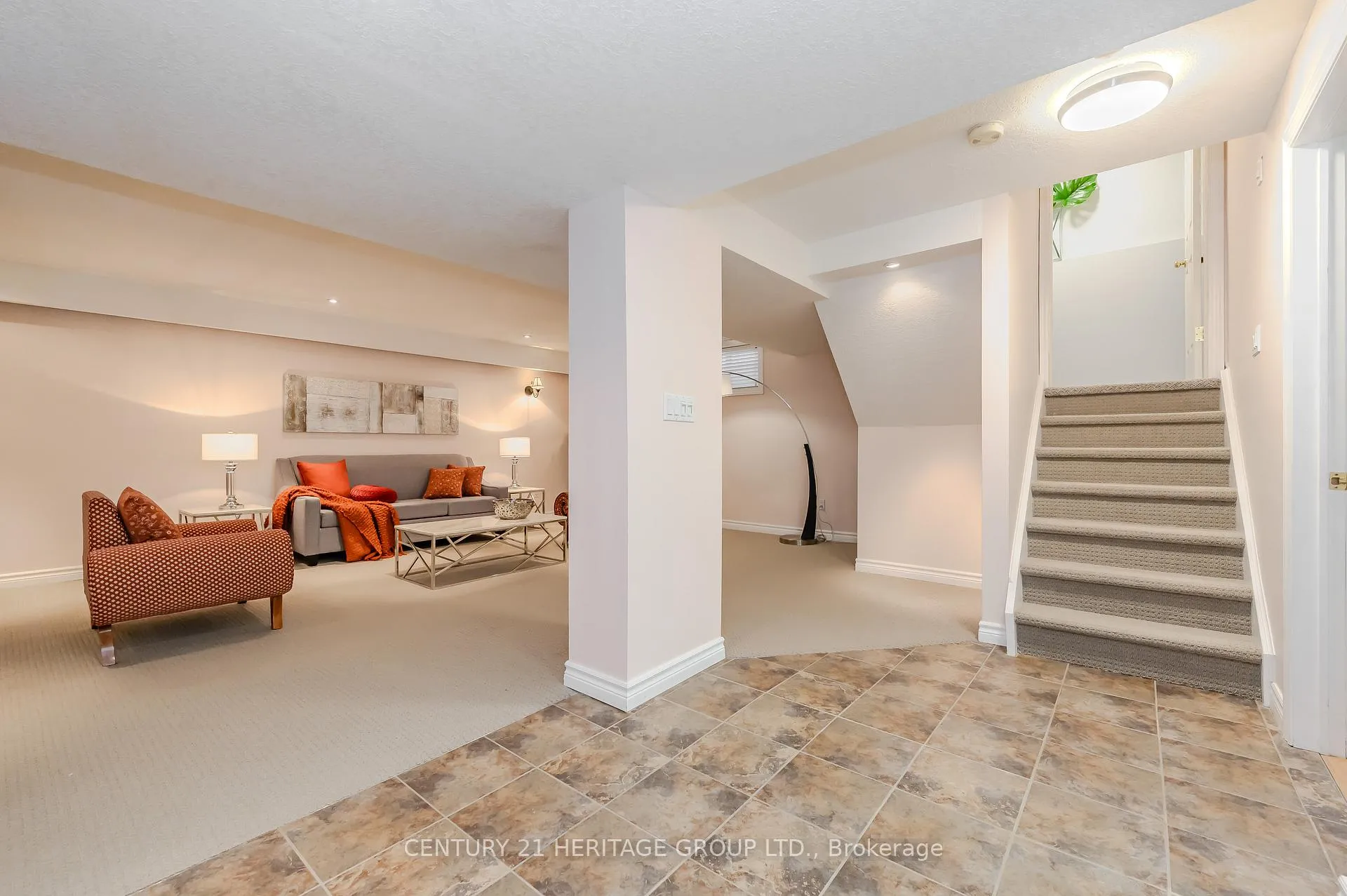 Photo 34 of 218 Hawkswood Drive, Kitchener, Bridgeport — HOMEH