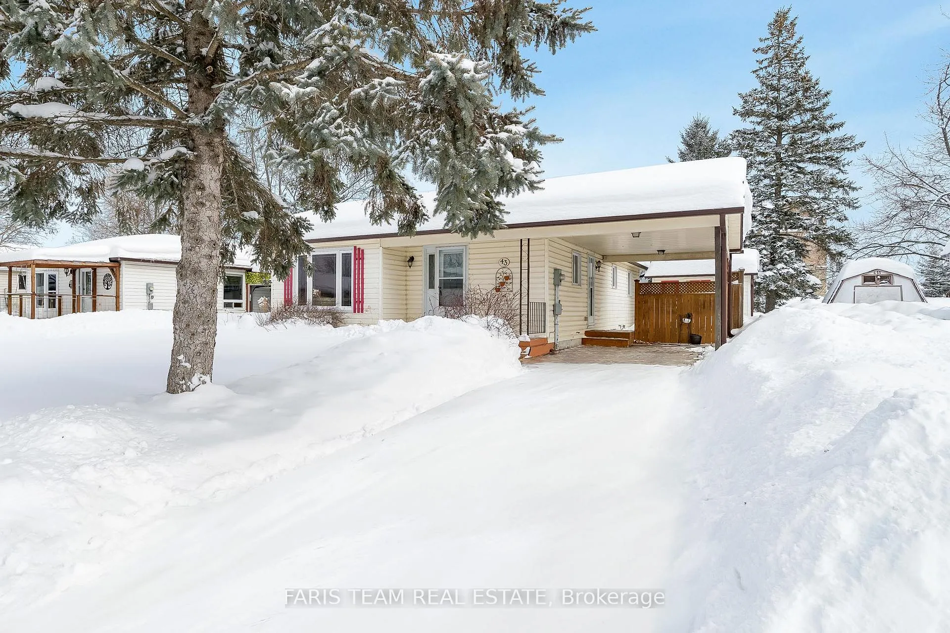 Photo 1 of 43 Royal Oak Drive, Innisfil, Cookstown — HOMEH