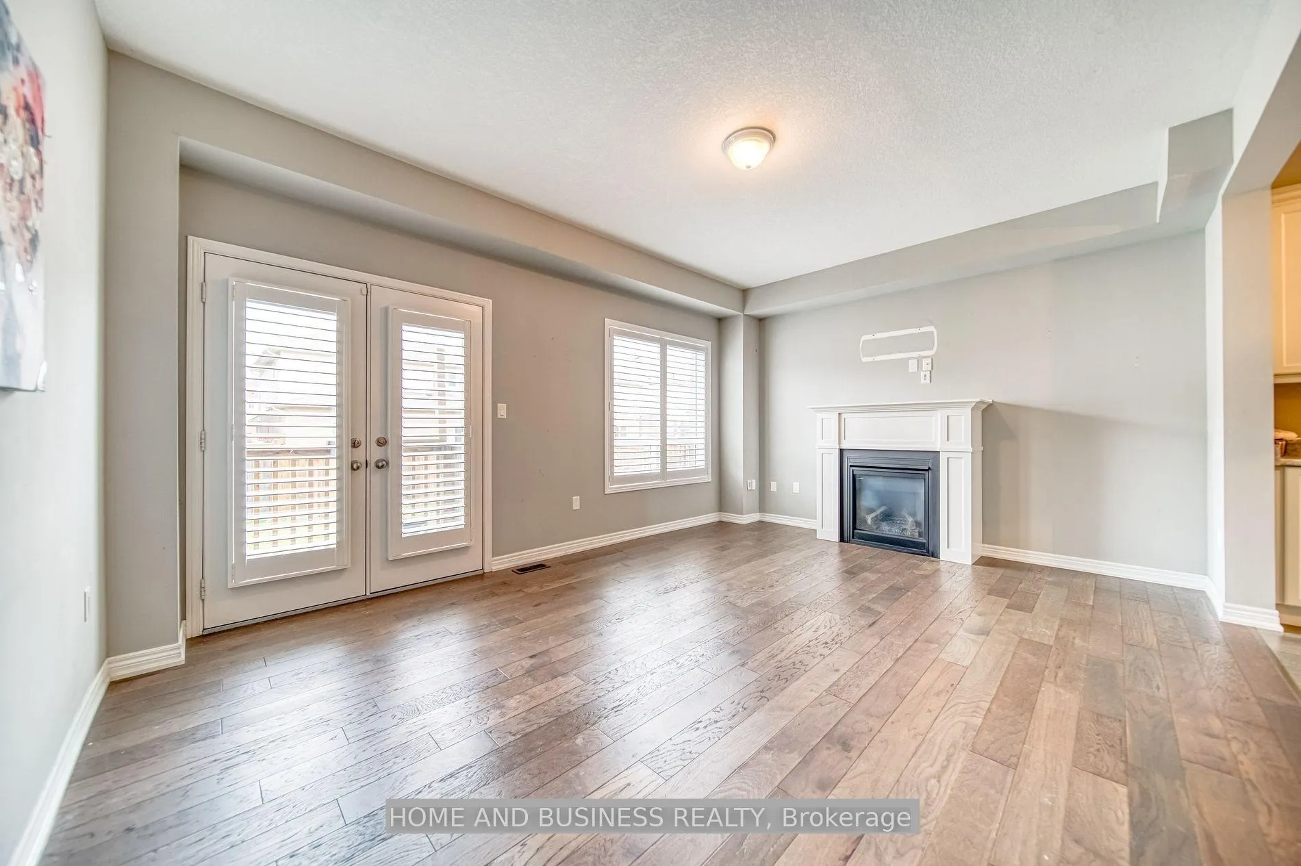 Photo 7 of 206 Lormont Boulevard, Hamilton, Stoney Creek Mountain — HOMEH