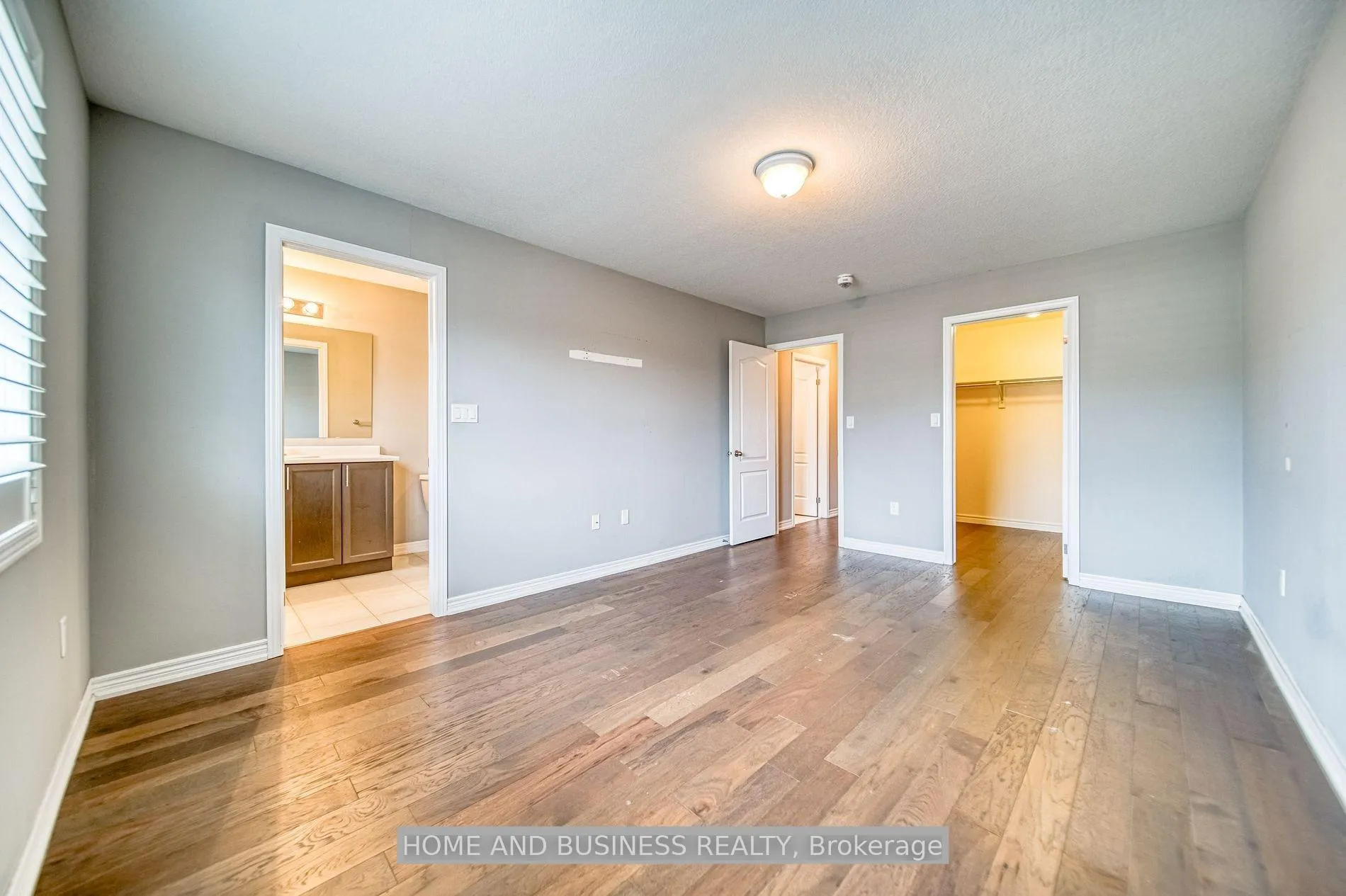 Photo 14 of 206 Lormont Boulevard, Hamilton, Stoney Creek Mountain — HOMEH