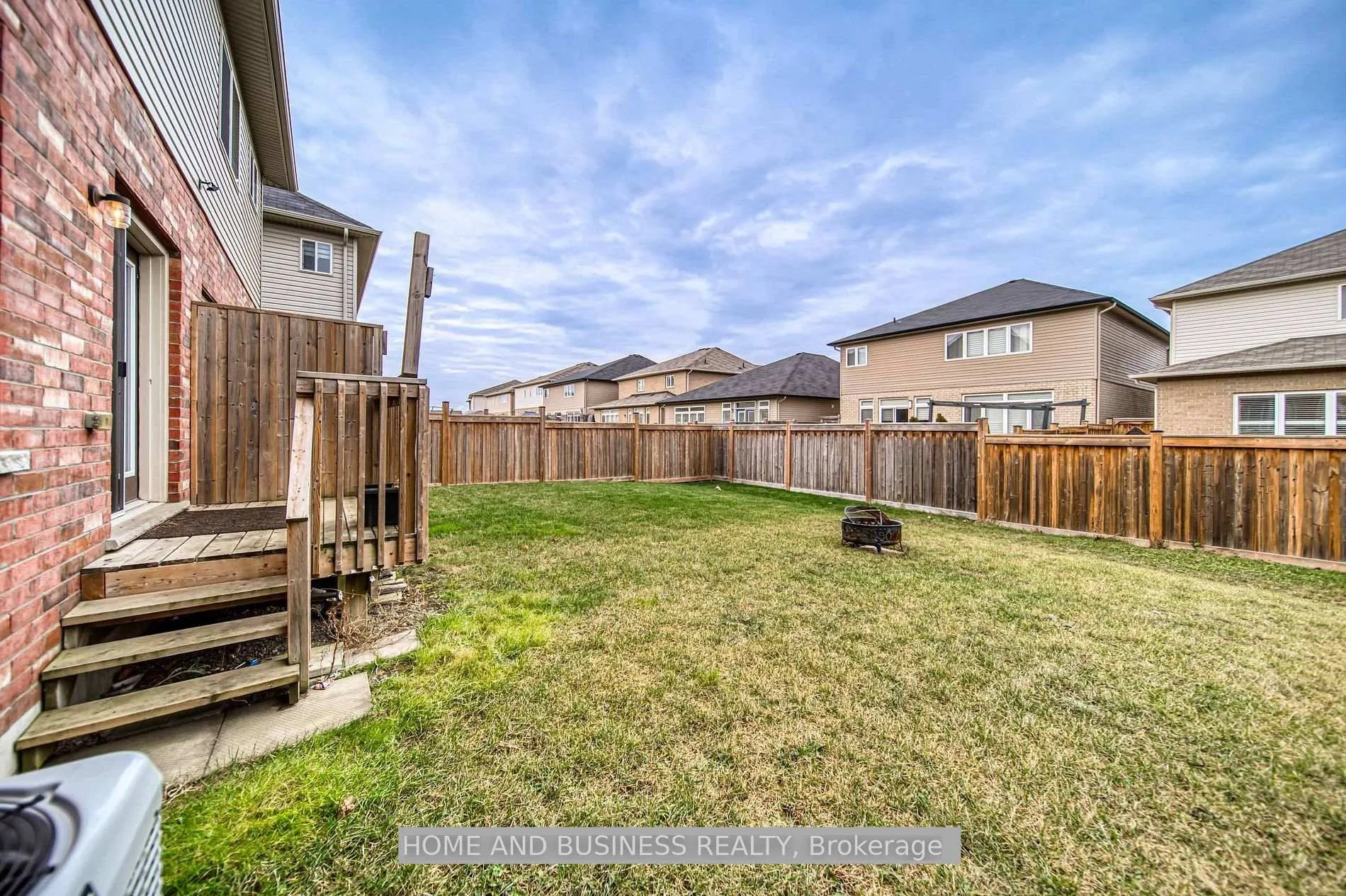 Photo 29 of 206 Lormont Boulevard, Hamilton, Stoney Creek Mountain — HOMEH