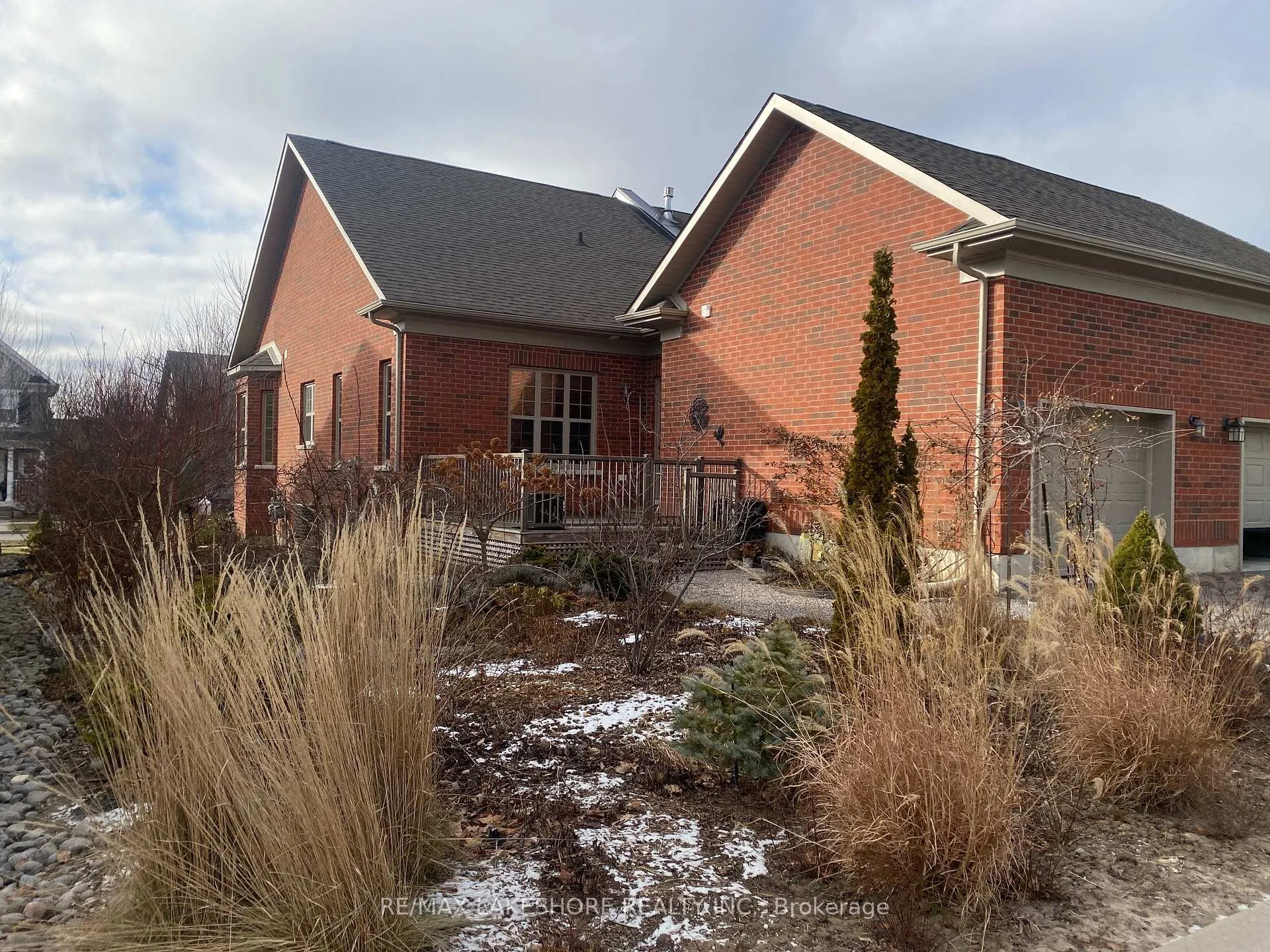 Photo 3 of 802 Lees Avenue, Cobourg — HOMEH